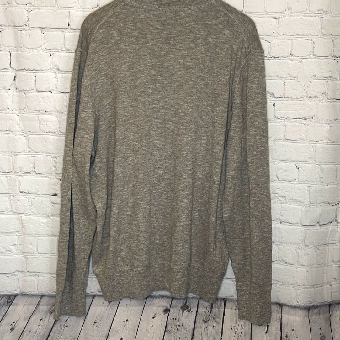 Vintage **American Eagle Men's XL Tan V-Neck Sweater NEW** User: American Eagle Men's XL Tan V-Neck Sweater NEW Size US XL / EU 56 / 4 - 4 Thumbnail