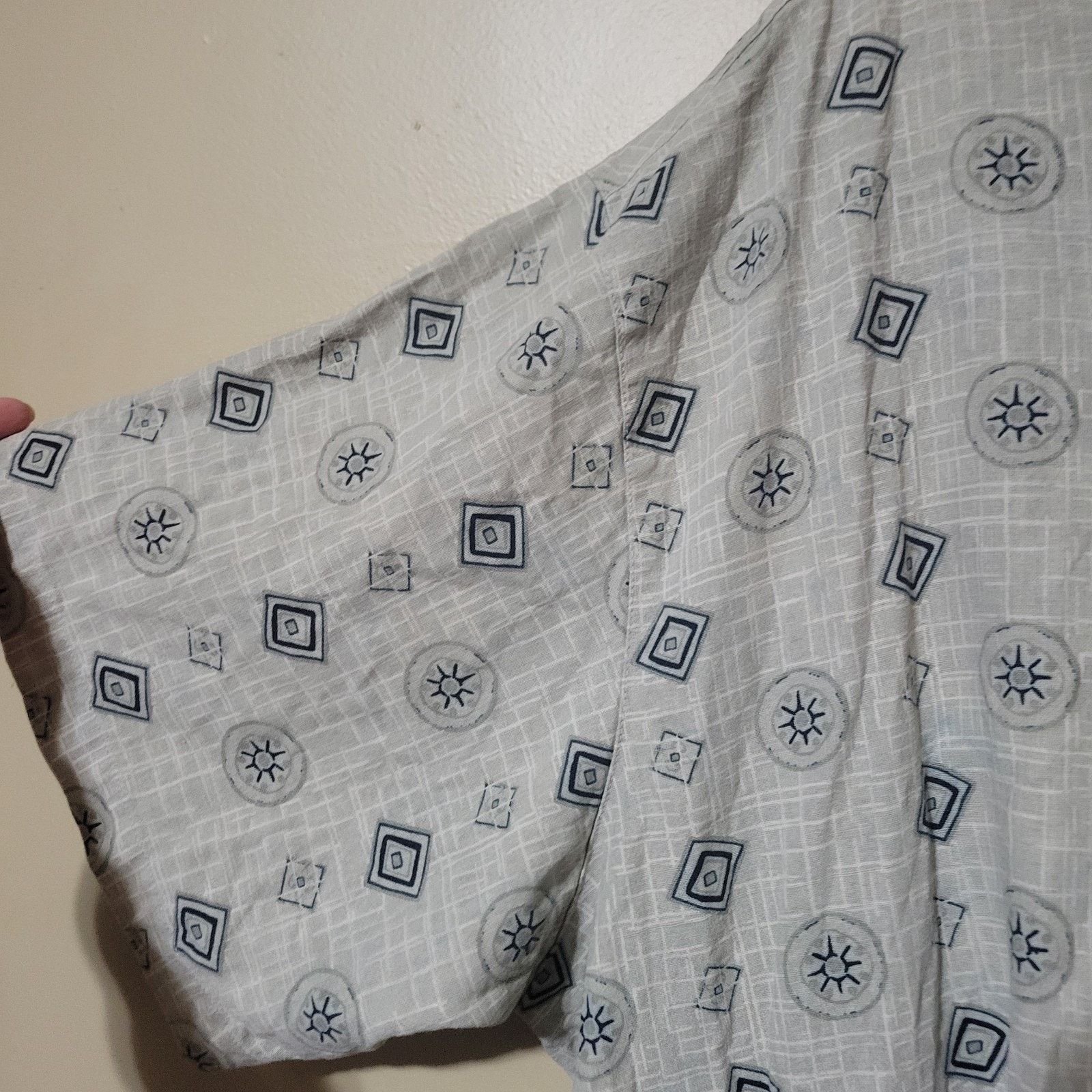 & Other Stories Island Shares Shirt Mens 4x Gray Pattern Button Up 100% Silk Size US XXL / EU 58 / 5 - 9 Thumbnail