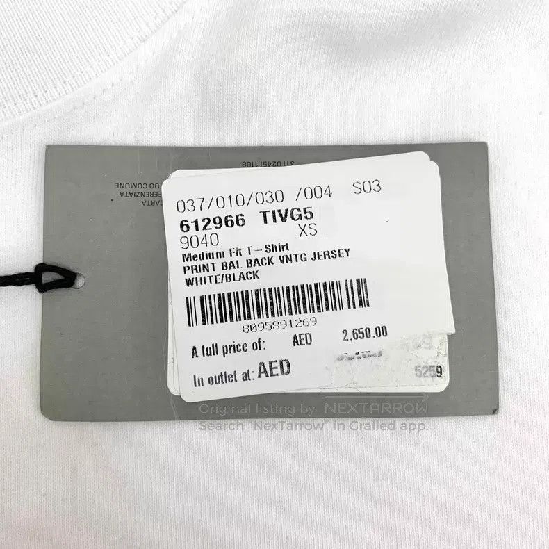 Balenciaga Balenciaga White Logo Letter Printed Cotton Round Neck Sho Size US XS / EU 42 / 0 - 6 Thumbnail