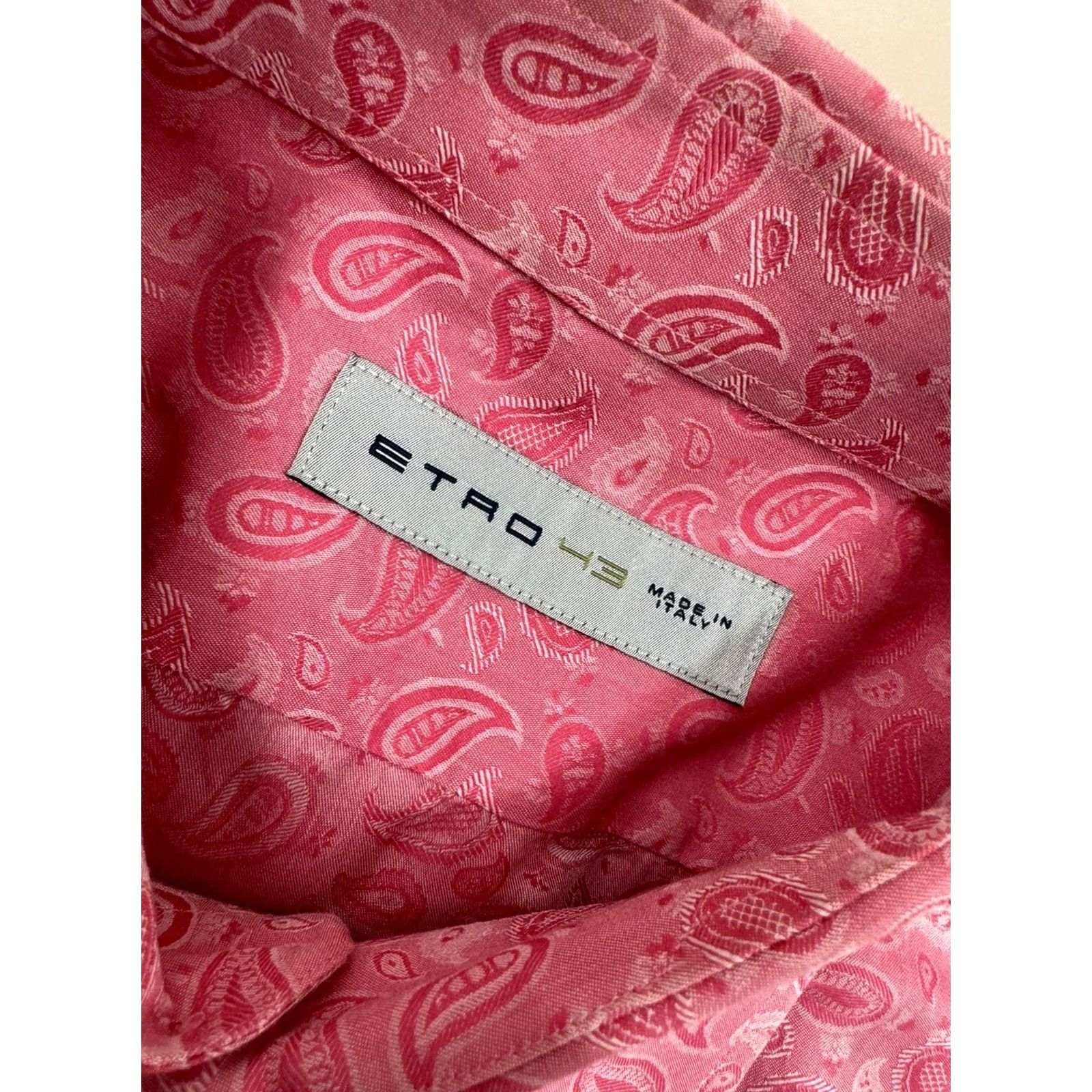 Etro ETRO Italy - Paisley All Over Mens Shirt 43 Regular Long Sleeve Button-Up Pink/Light Heather Red Mens Nightwear? Size US XL / EU 56 / 4 - 5 Thumbnail