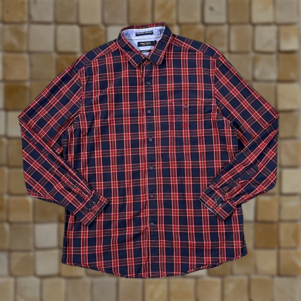 Nautica NAUTICA Classic Fit Pocket Logo Checked Button-Up Long Sleeve Shirt Large Navy Men Shirt Size US L / EU 52-54 / 3 - 1 Thumbnail
