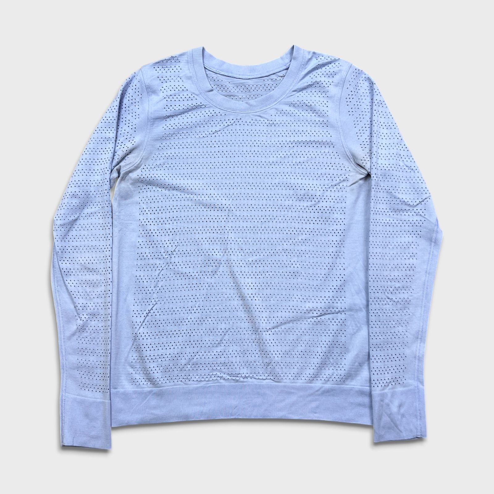 Lululemon Lululemon Breeze By Long Sleeve Shirt Athletic Lightweight Size S / US 4 / IT 40 - 1 Thumbnail