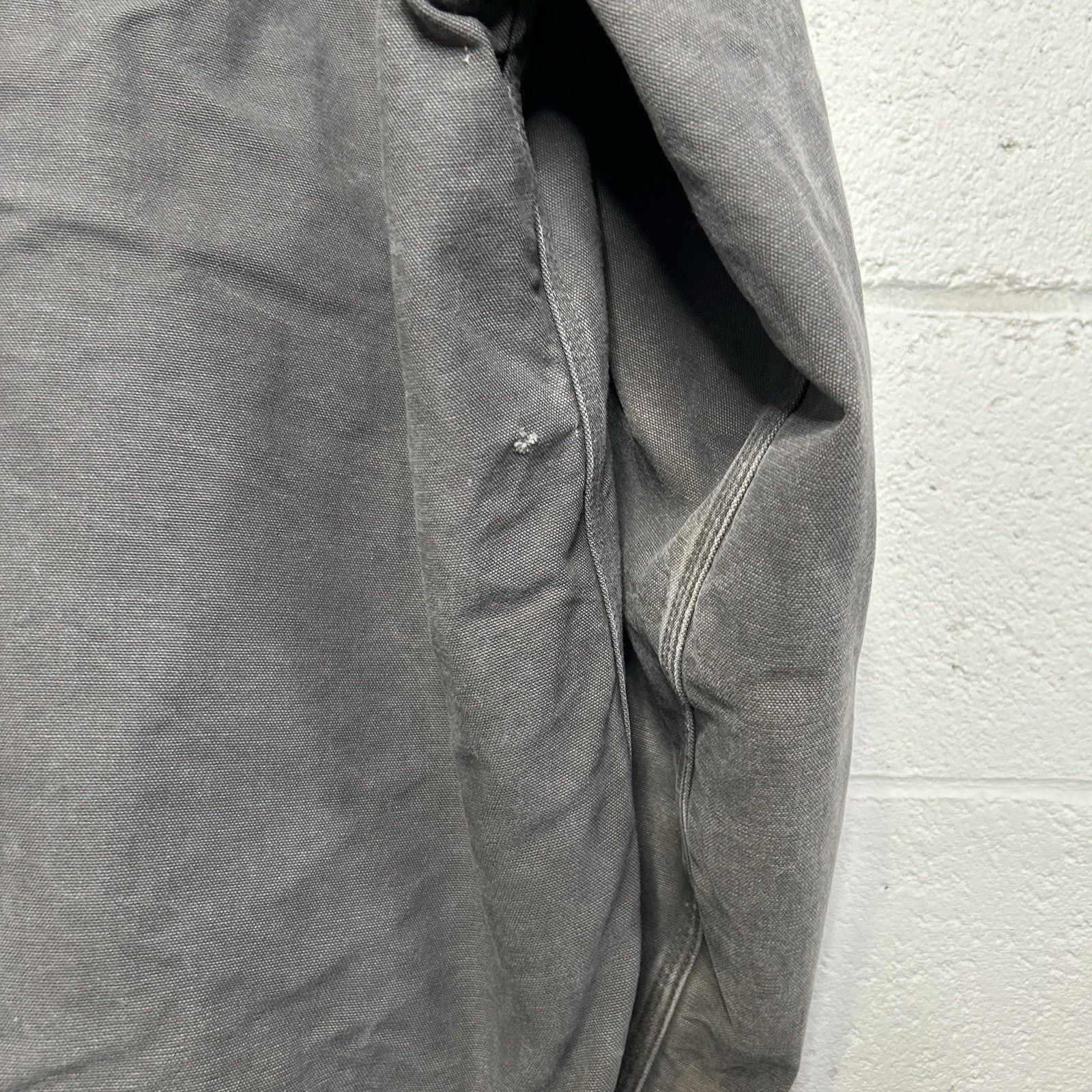 Carhartt Carhartt Quilted Hooded Active Jacket “Gravel/Grey” J140-GVL Size US XL / EU 56 / 4 - 11 Thumbnail