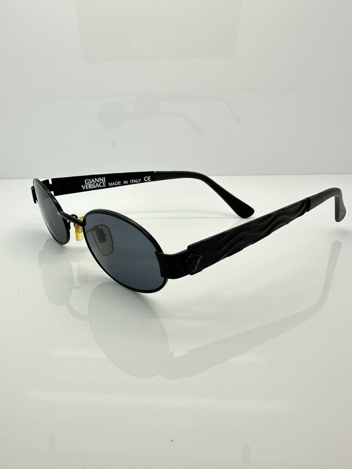 Versace Vintage New Old Stock Versace Sunglasses Size ONE SIZE - 7 Thumbnail