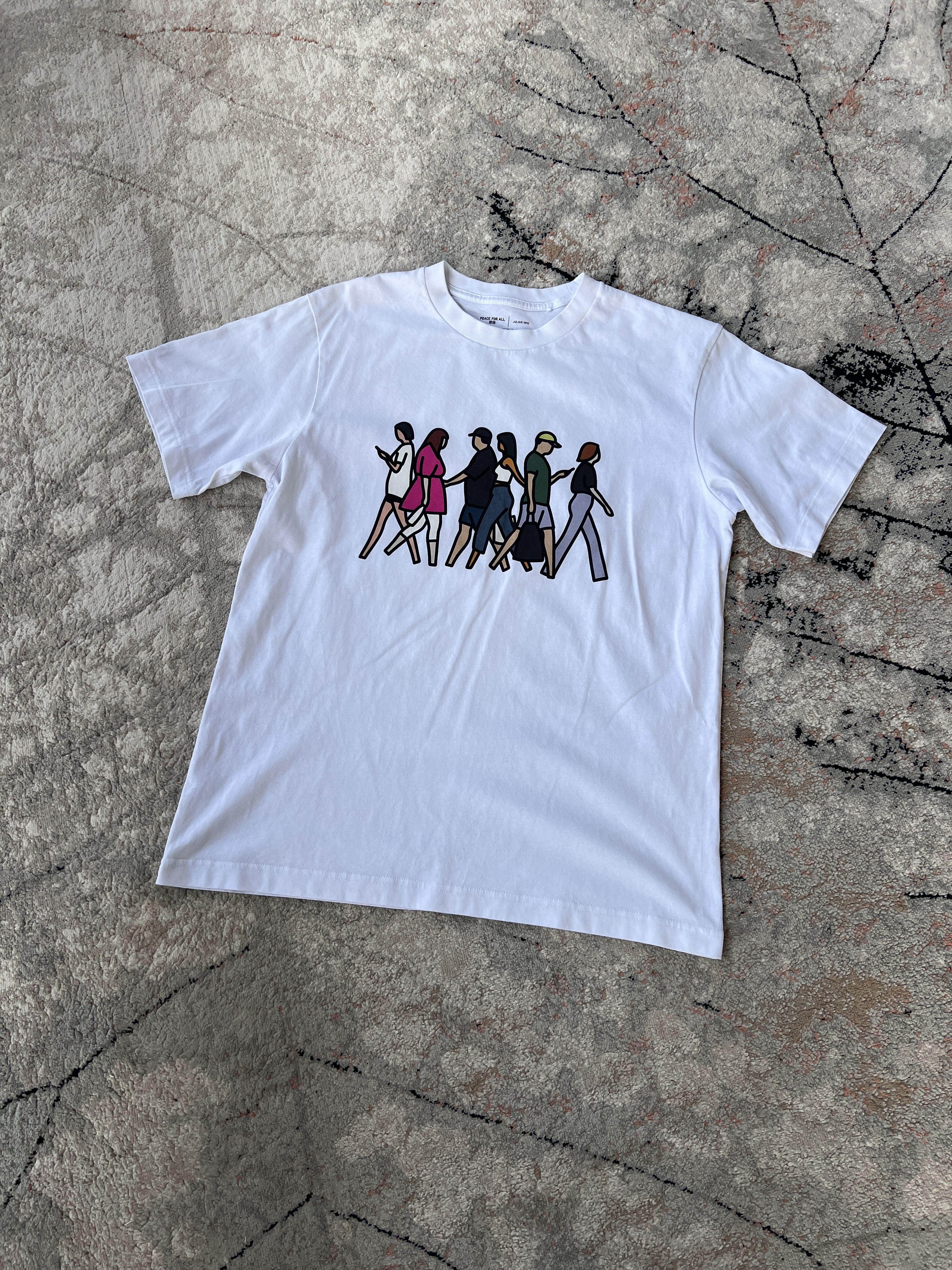 Uniqlo Uniqlo Peace For All Julian Opie Tee Size US S / EU 44-46 / 1 - 1 Thumbnail