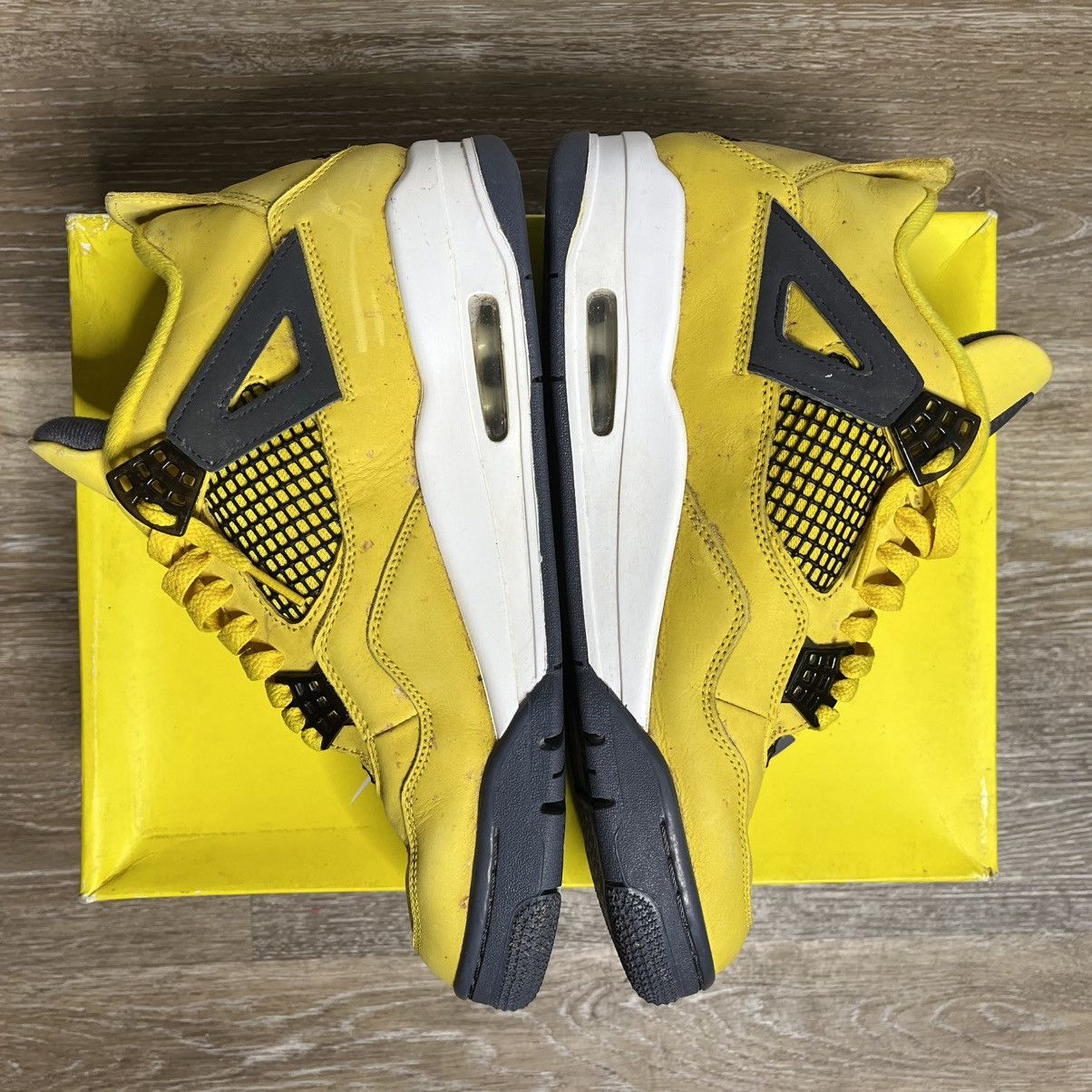 Jordan Brand 2021 jordan 4 lightning Size US 9.5 / EU 42-43 - 3 Thumbnail