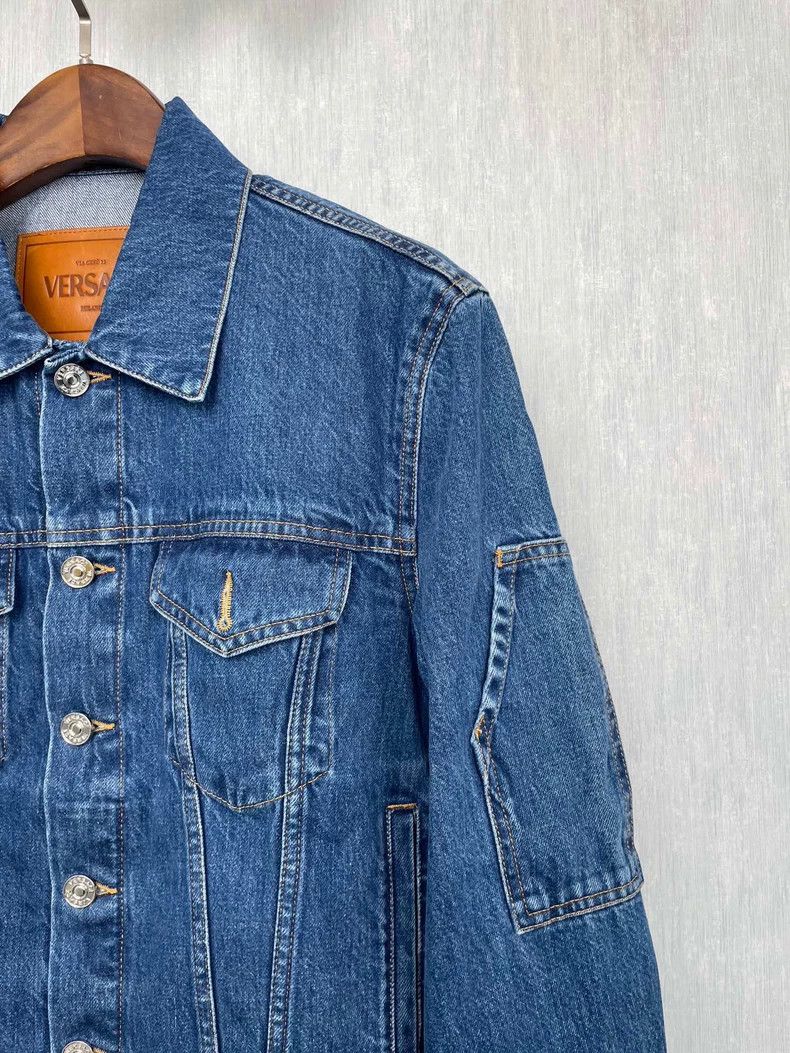 Versace Versace Main line men's denim jacket Size US L / EU 52-54 / 3 - 4 Thumbnail