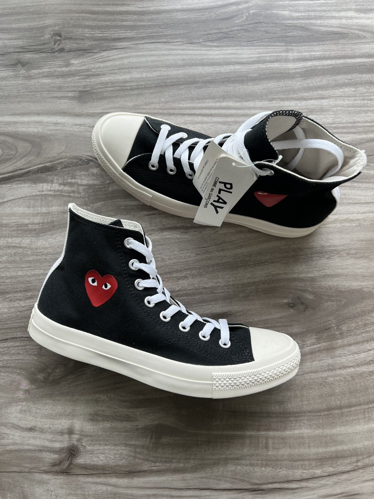 Comme des Garcons PLAY RARE 2012 Small Heart CDG Comme des Garcons PLAY x Converse Size US 9 / EU 42 - 1 Thumbnail
