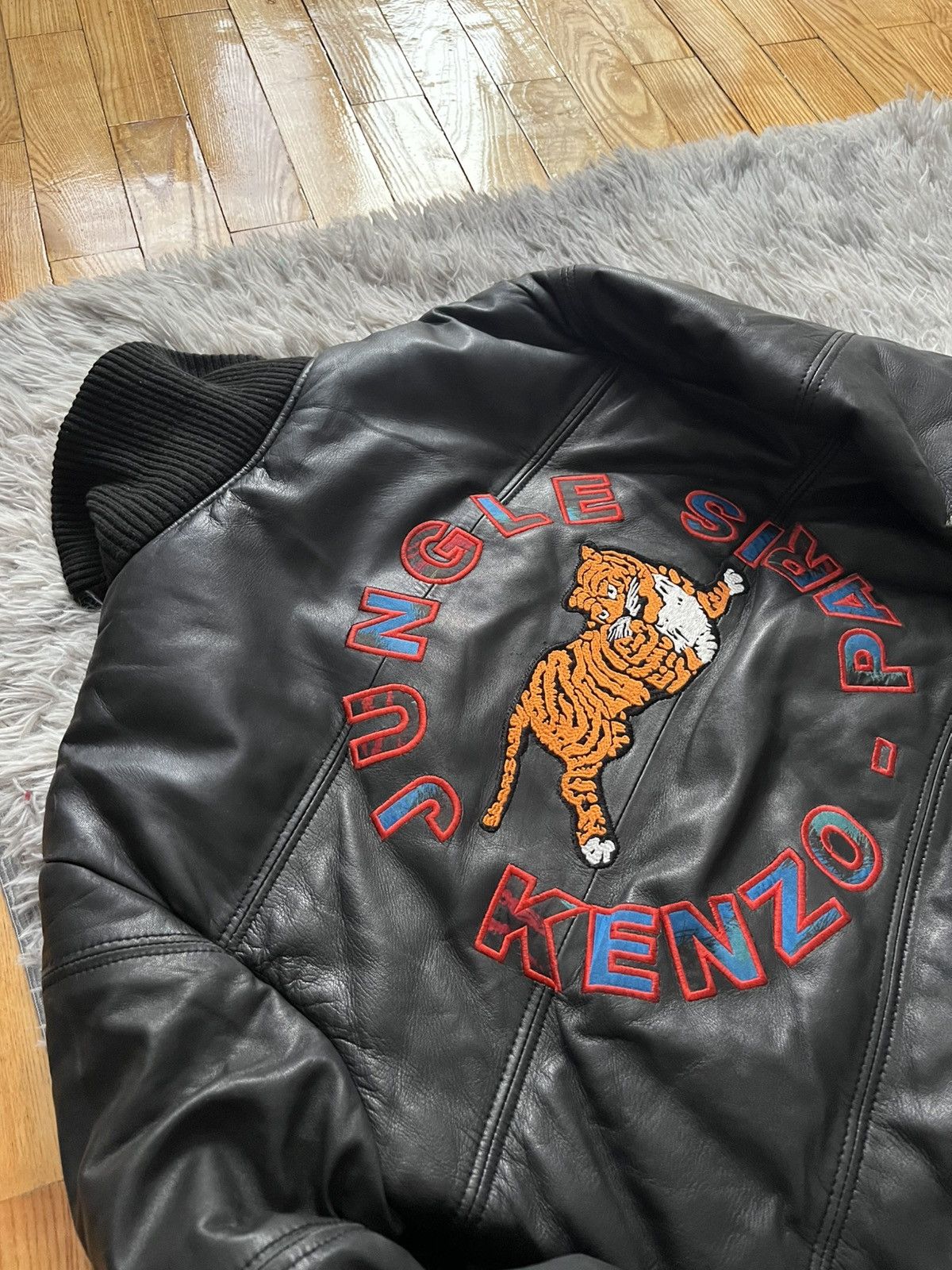 H&M × Kenzo Kenzo x H&M leather jacket M size Size US M / EU 48-50 / 2 - 5 Thumbnail