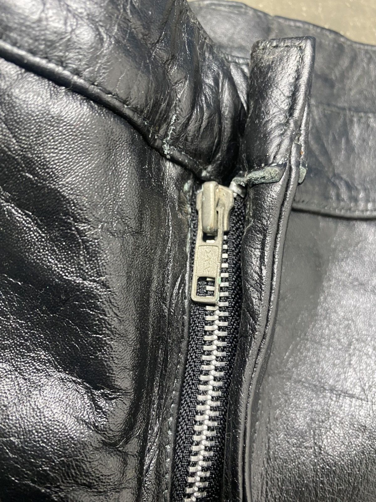 Genuine Leather Rare Vintage Horn Work Japanese Brand Leather Pant Size US 37 - 9 Thumbnail