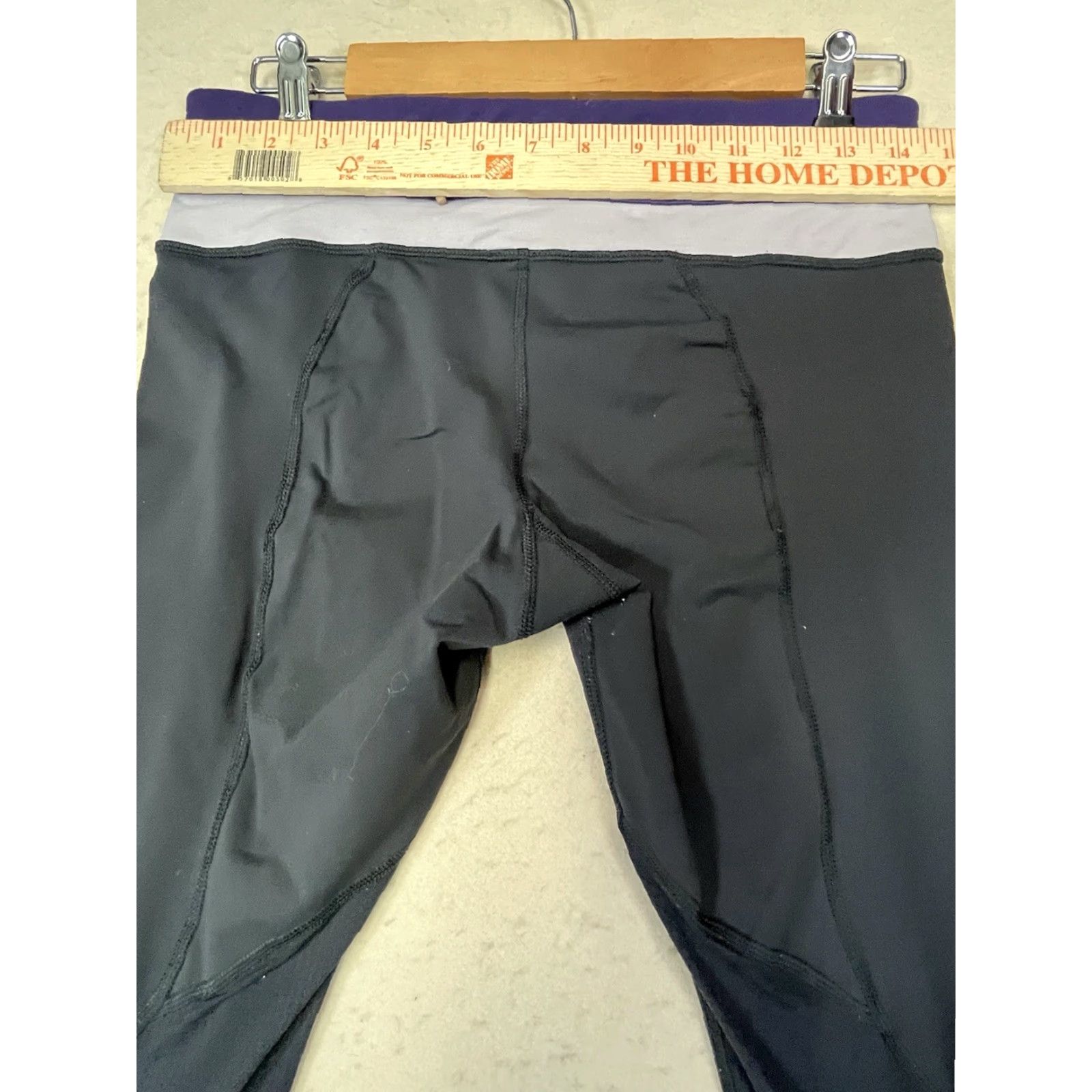 Lululemon Lululemon Black Purple Crop Leggings Size 8 Women's Size 30" / US 8 / IT 44 - 3 Thumbnail