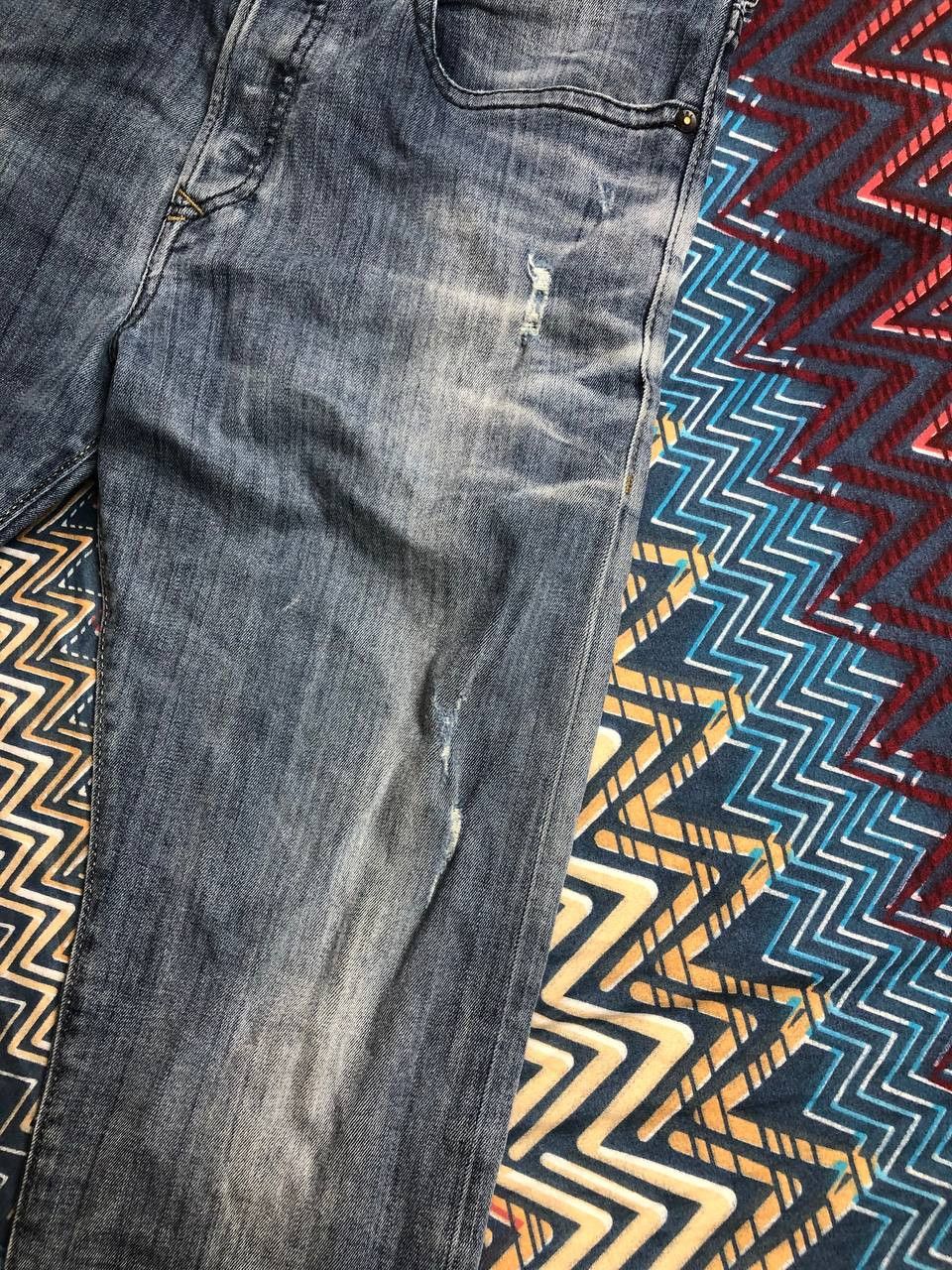 Diesel × Vintage Vintage Diesel BUSTER Baggy Jeans Embroidered Logo Size US 32 / EU 48 - 20 Thumbnail