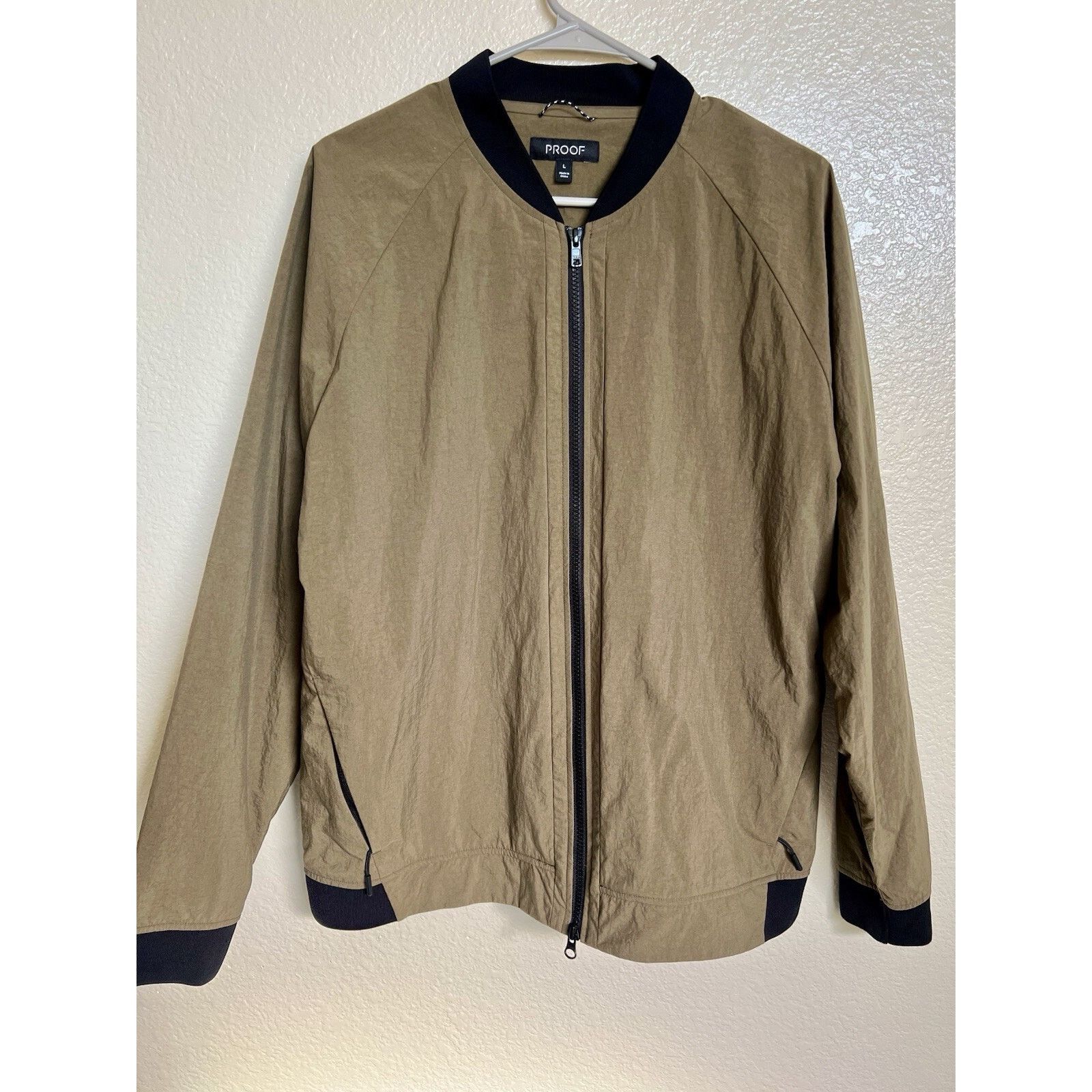 Huckberry Huckberry Proof Duffel Bomber in Olive Men’s Size Large Size US L / EU 52-54 / 3 - 1 Thumbnail