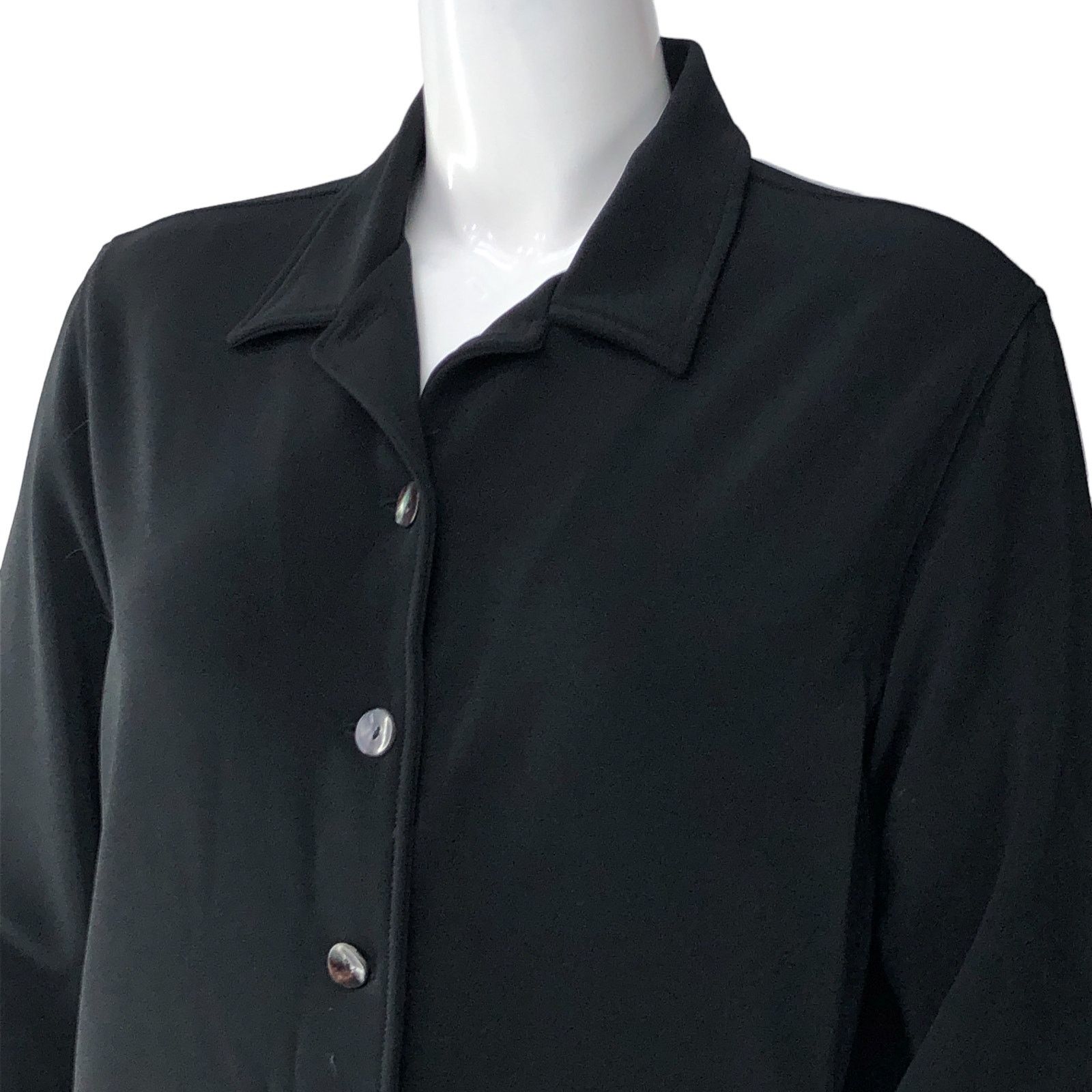 Chicos Chicos Womens Size 2 US 12 Jacket Black Button Tiny Flaw Size L / US 10 / IT 46 - 2 Thumbnail