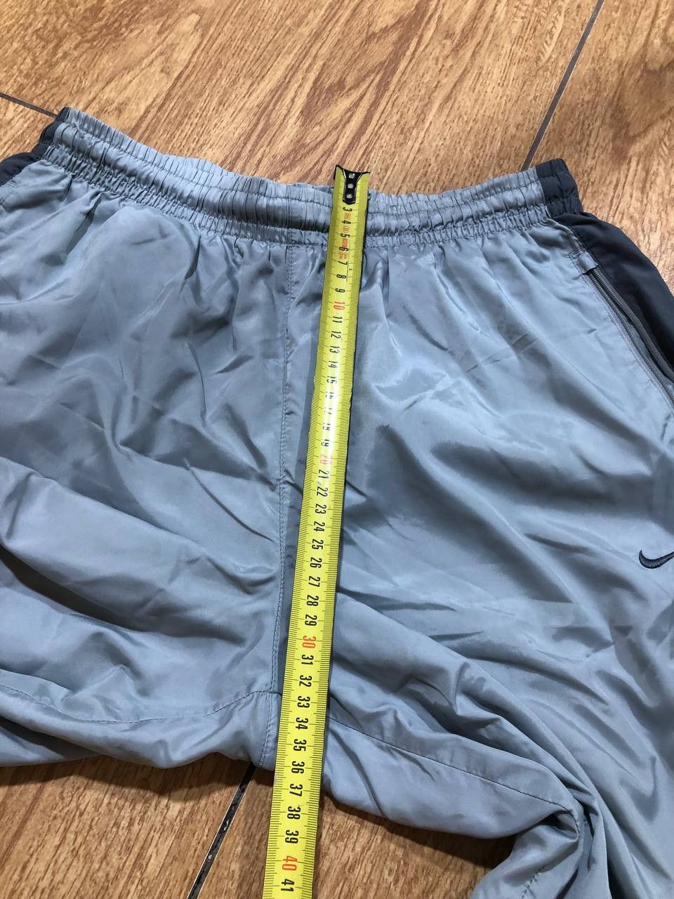Nike Vintage Nike Track Pants Nylon Drill Swoosh Hype Y2K Size US 32 / EU 48 - 11 Thumbnail