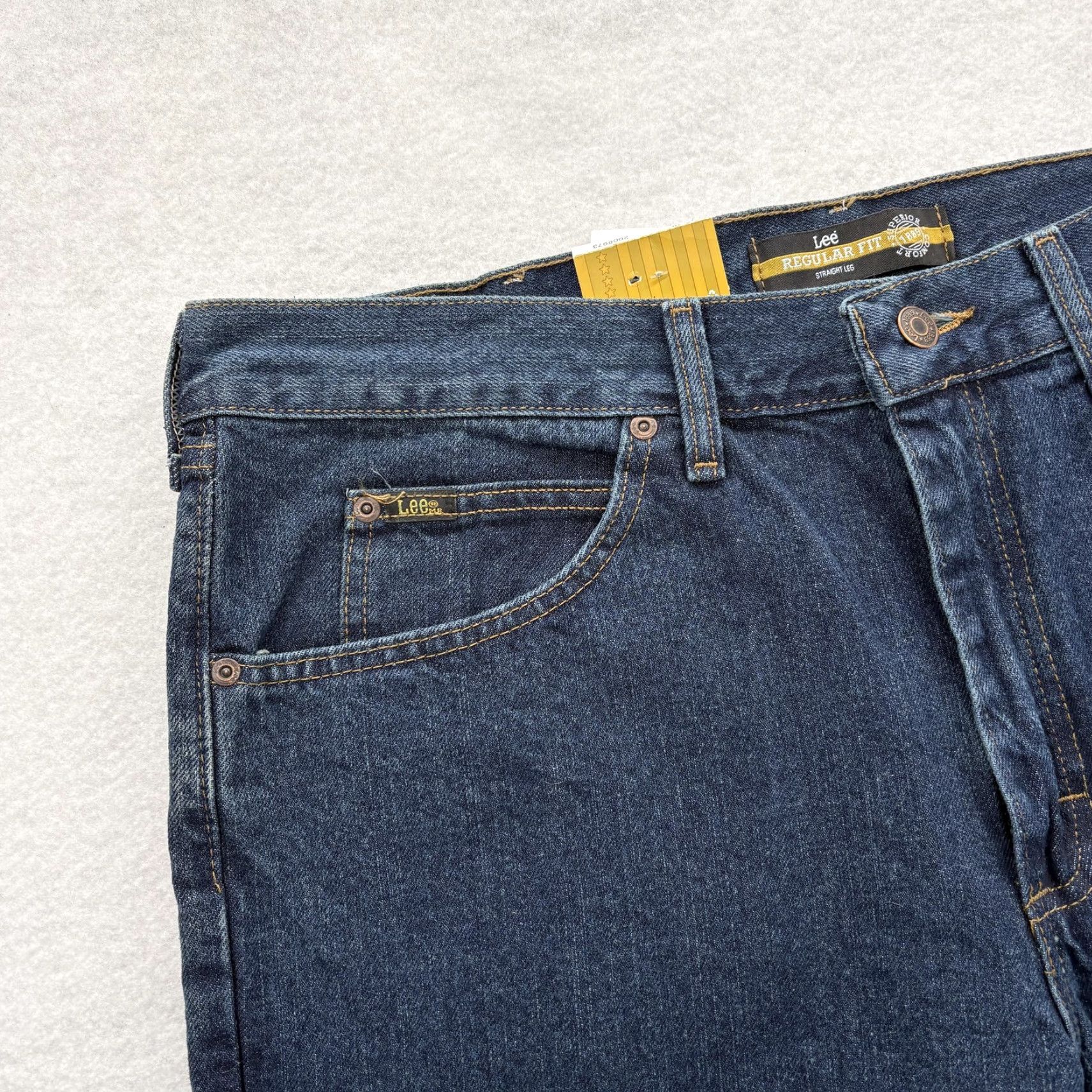 Lee Lee Regular Fit Jeans Mens 38x30 Blue Dark Wash Denim Straight Leg NWT Casual Size US 38 / EU 54 - 3 Thumbnail