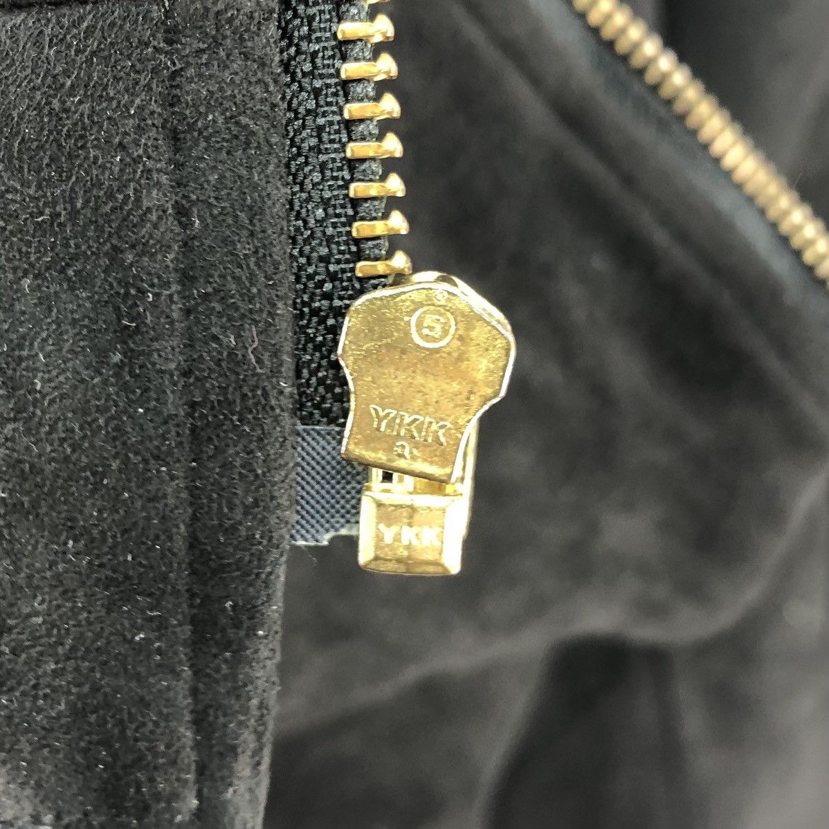 Japanese Brand Vintage Bomber Jacket Black Moleskin by MIRROR9 Size M / US 6-8 / IT 42-44 - 14 Thumbnail