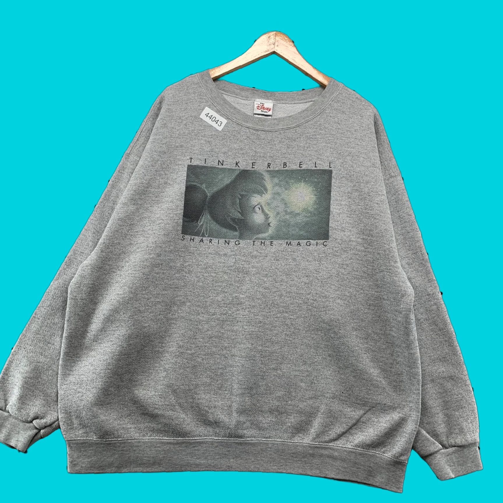 Disney VINTAGE Disney Tinkerbell Sharing The Magic Crewneck Sweatshirt 2XL Gray Fleece Mens Sweatshirt Graphic Print Crew Neck Disney Tinkerbell VTG Size US XXL / EU 58 / 5 - 1 Thumbnail