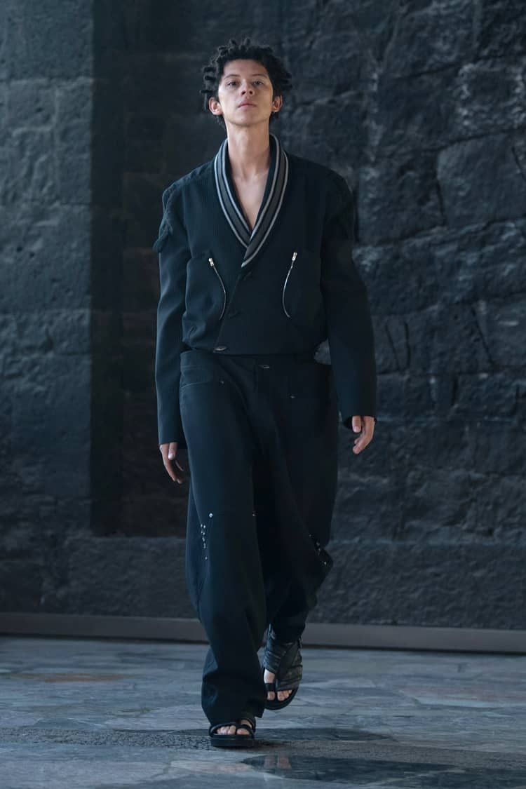 Designer × Kiko Kostadinov Kiko Kostadinov Black Antharsa Trousers Size US 30 / EU 46 - 2 Thumbnail