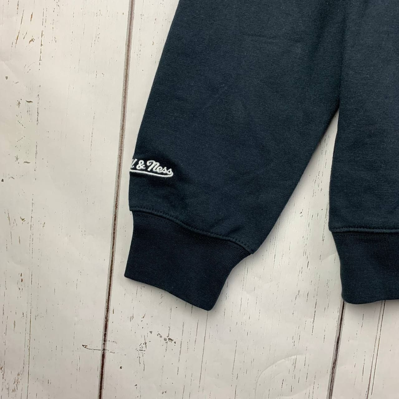 Mitchell & Ness Mitchell & Ness Medium Sweatshirt Black Men New Size US M / EU 48-50 / 2 - 6 Thumbnail