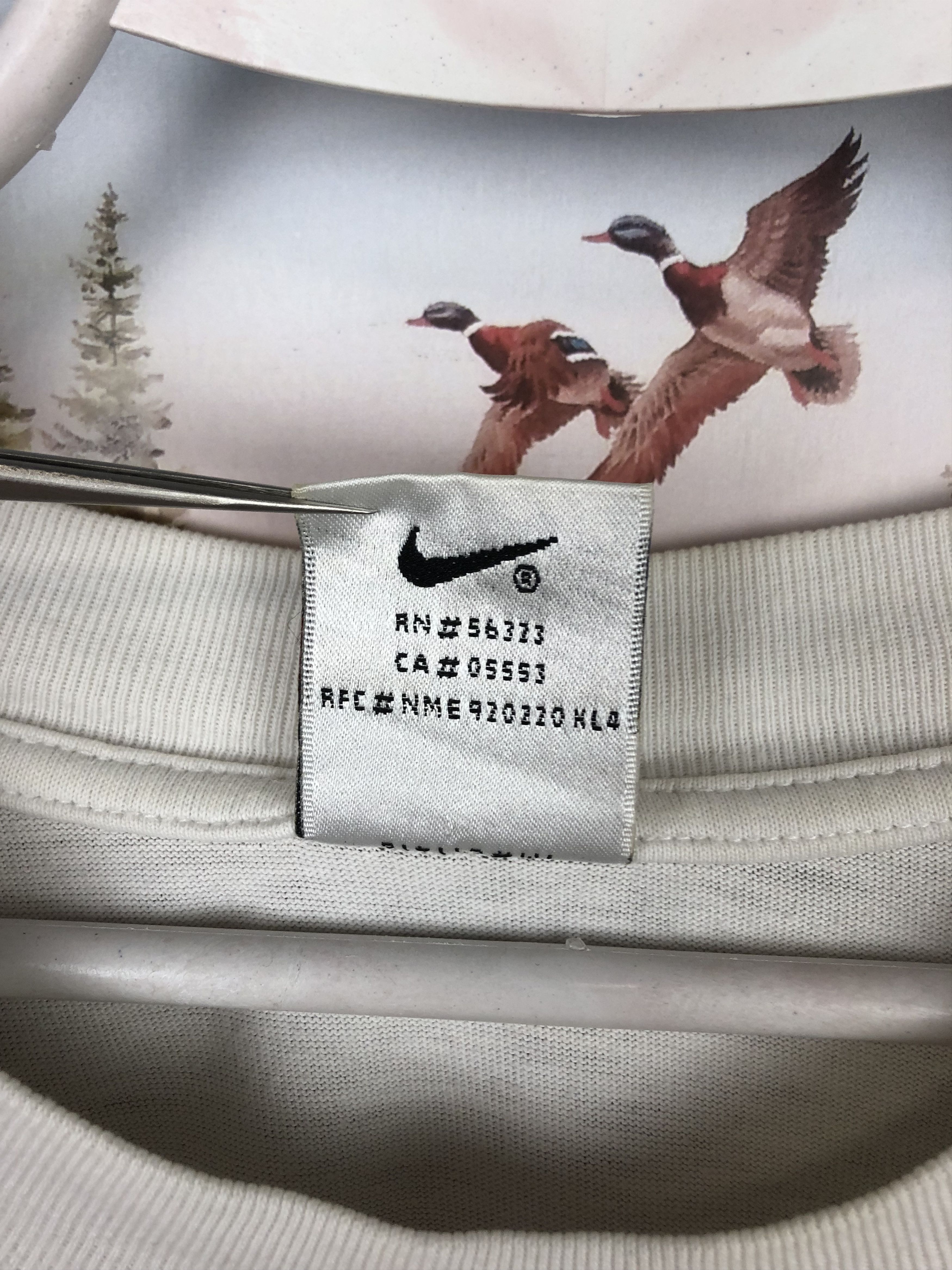 Nike Vintage Nike Just Do It Big Logo Over Print Shirt Tee Size US L / EU 52-54 / 3 - 6 Thumbnail