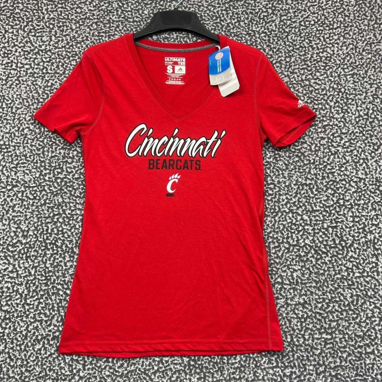 Adidas Cincinnati Bearcats Shirt Women Adidas Short Sleeve V-Neck S Size S / US 4 / IT 40 - 1 Thumbnail