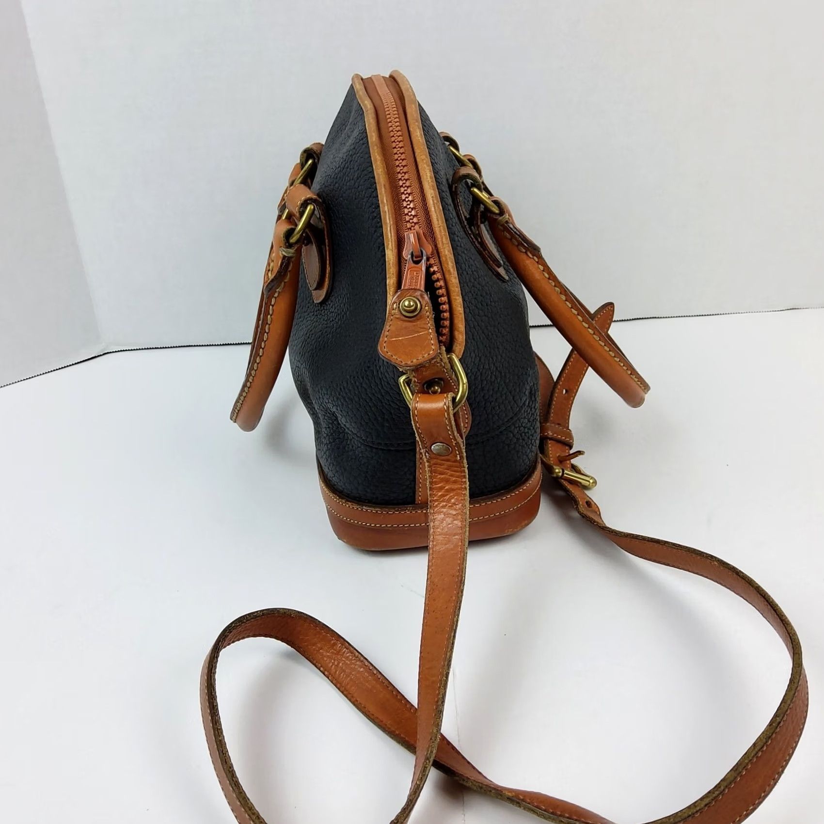 Dooney & Bourke VINTAGE Dooney & Bourke Leather Convertible Satchel/Top Handle Bag Women Black Purses Purse Size ONE SIZE - 5 Thumbnail