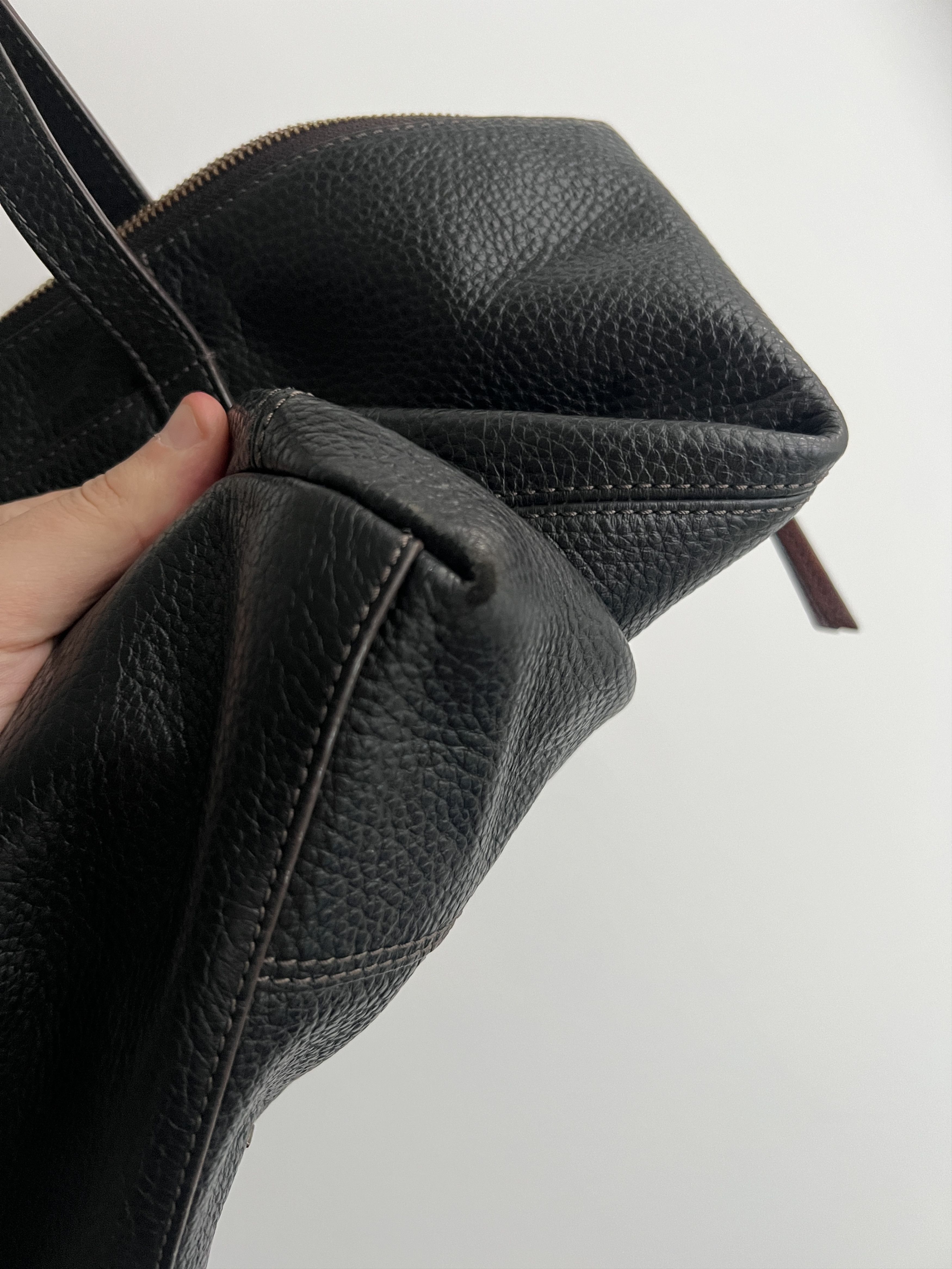 Fossil Fossil Womans Vintage Dark Brown Leather Handbag Size ONE SIZE - 9 Thumbnail
