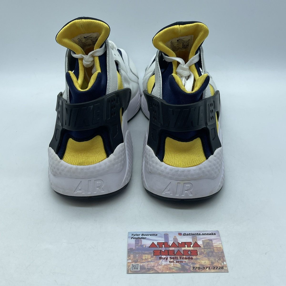 Nike Air huarache Michigan Size US 13 / EU 46 - 3 Thumbnail