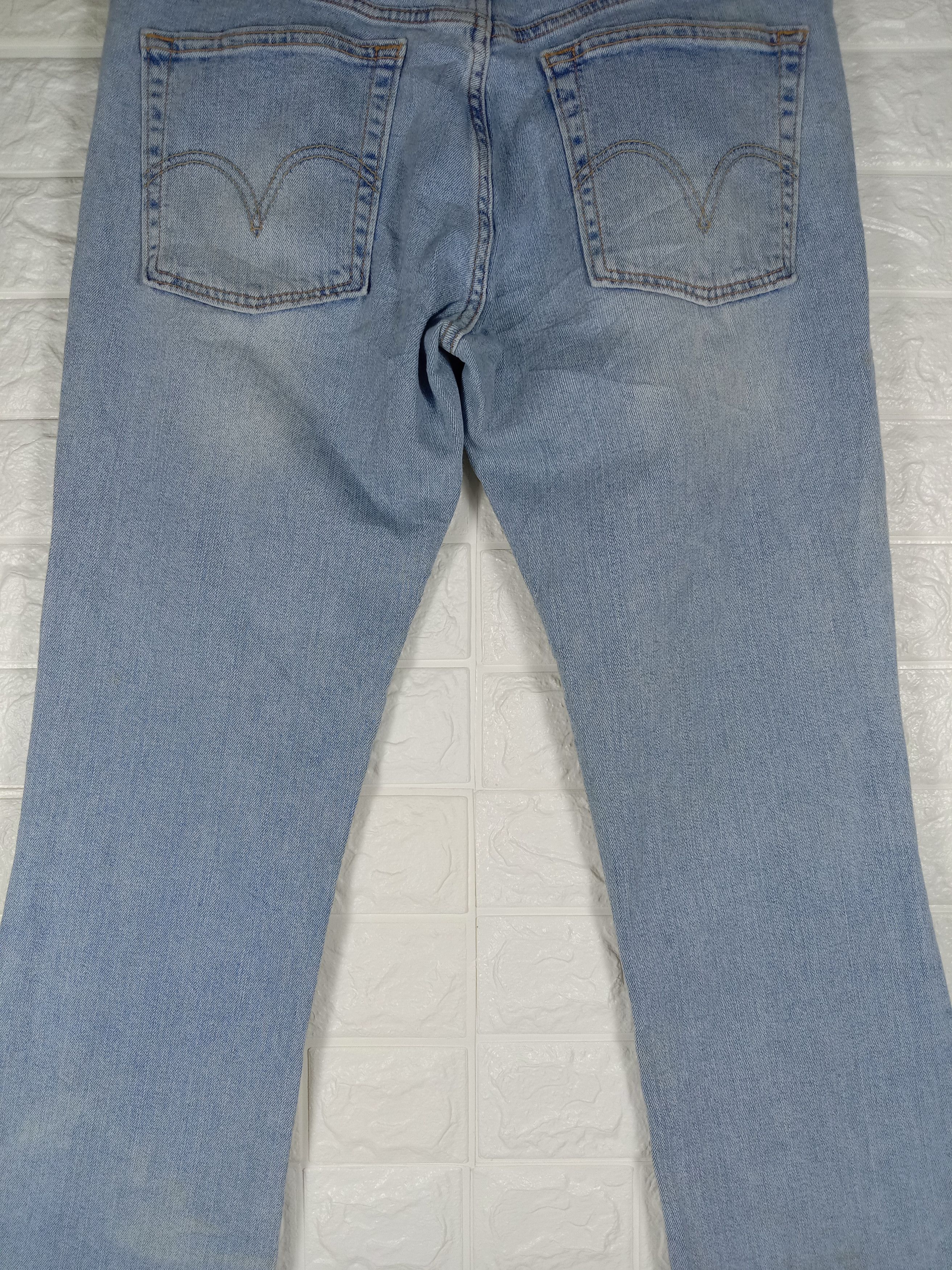Levi's Vintage Levi's 518 Flare Jeans Light Wash Denim Size 33" - 7 Thumbnail