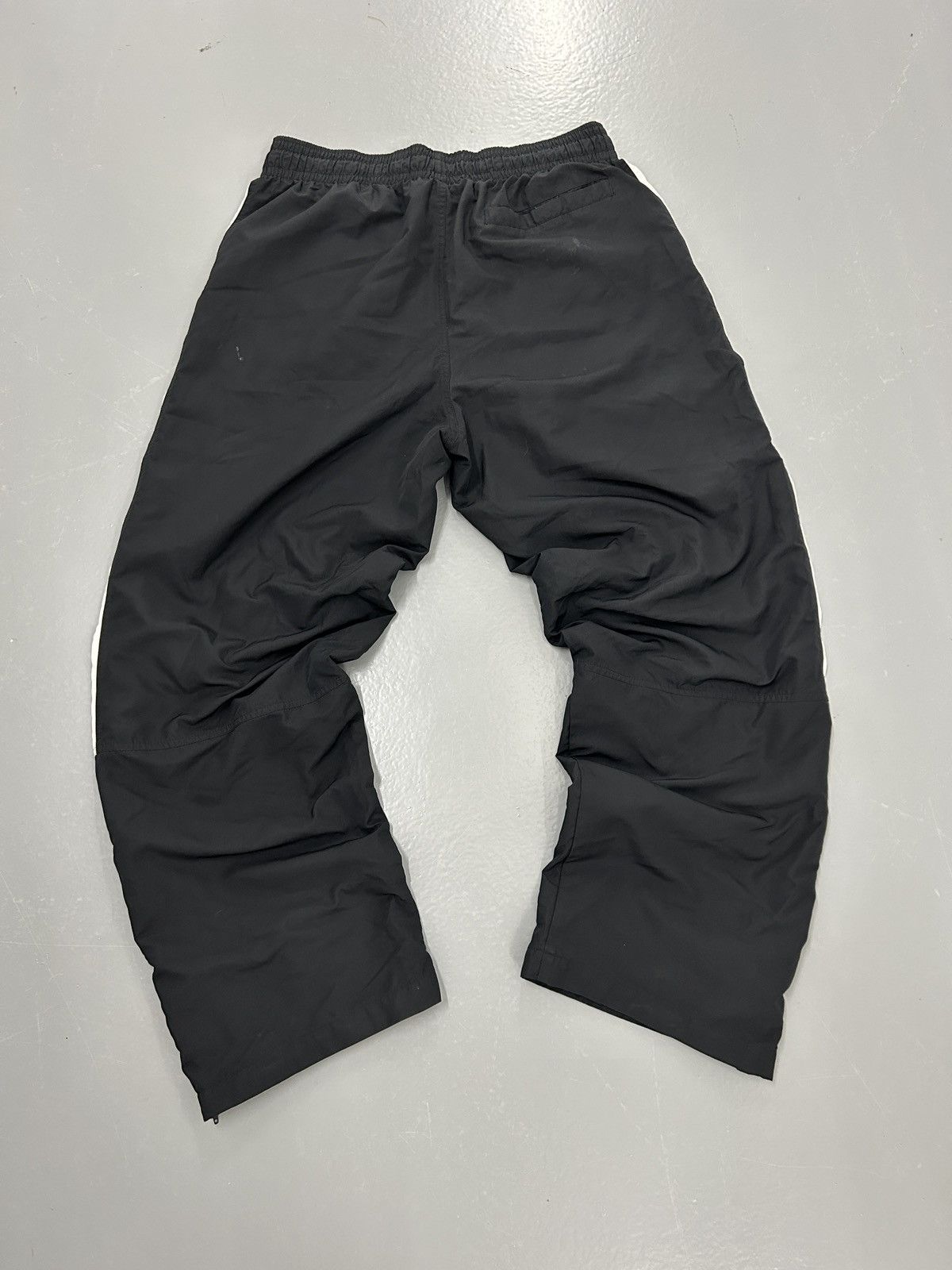 Nike Crazy vintage y2k black Nike track pants baggy essential Size US 32 / EU 48 - 6 Thumbnail