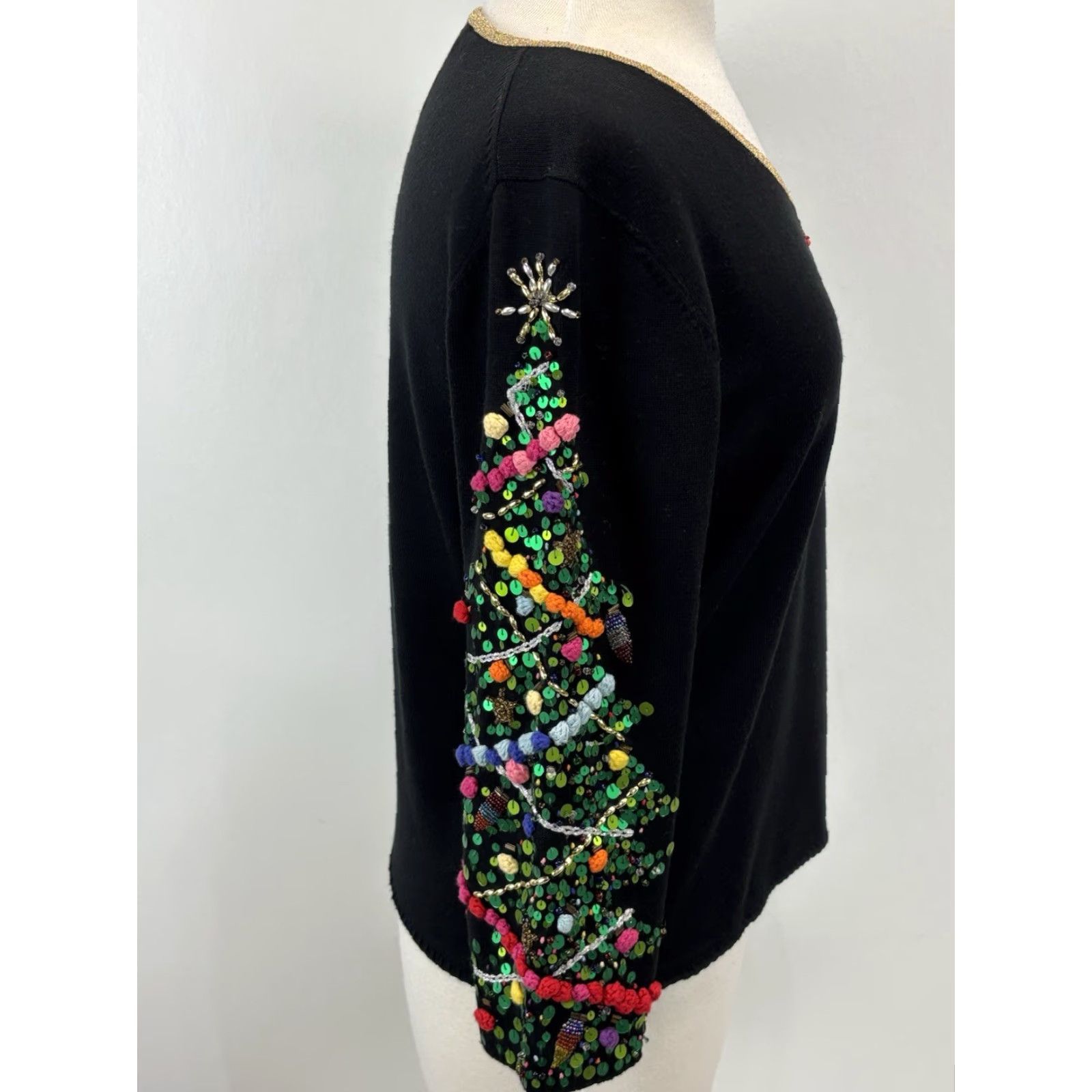 Simons VINTAGE Michael Simon Christmas Tree Sweater Women’s Medium Black Beaded Poms Pullover Size M / US 6-8 / IT 42-44 - 4 Thumbnail