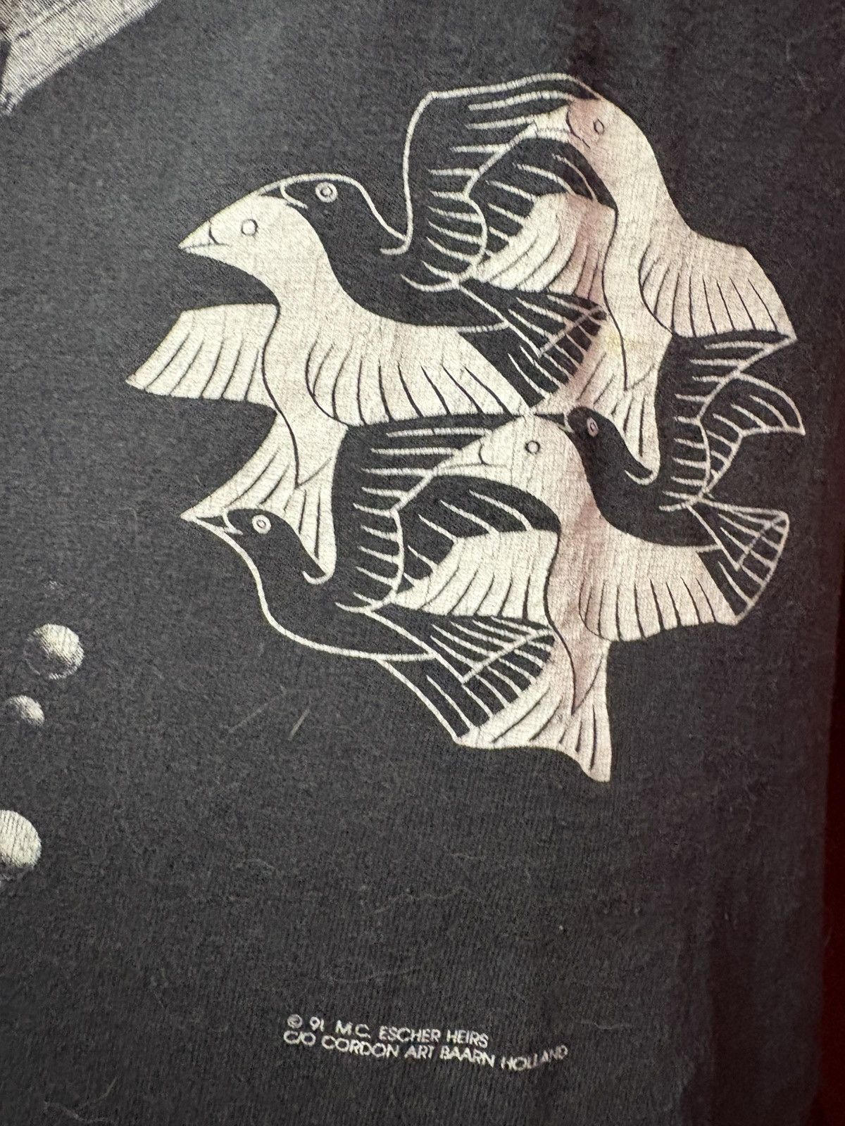Vintage Vintage MC Escher Tshirt 90’s All Over Print Art Tee Duality Size US XL / EU 56 / 4 - 6 Thumbnail
