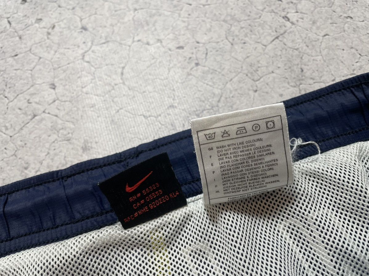 Nike × Vintage Nike Big Logo Vintage Nylon Shorts Size US 33 - 6 Thumbnail