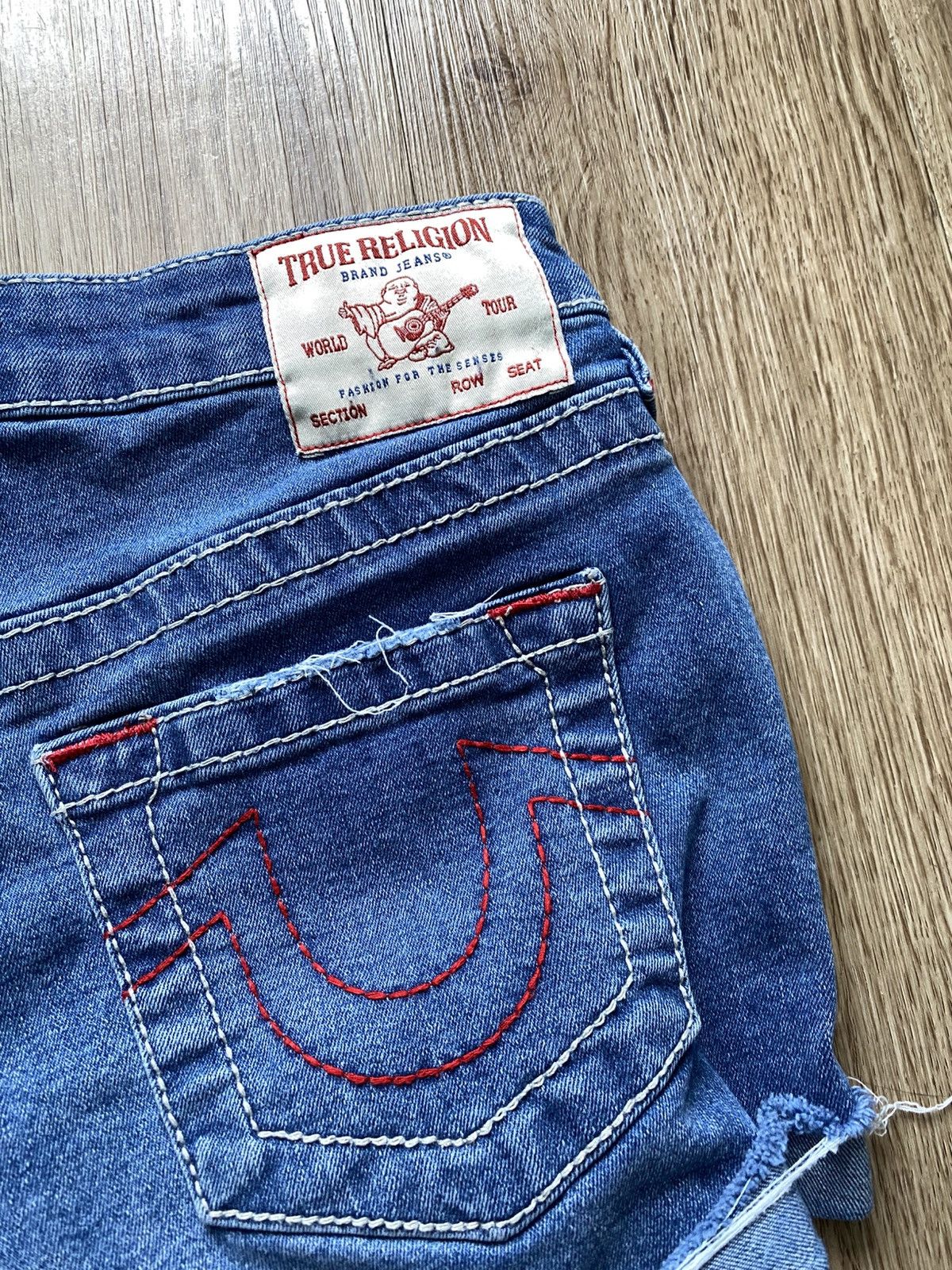 True Religion True Religion Mini Jean Shorts Size 26" / US 2 / IT 38 - 6 Thumbnail