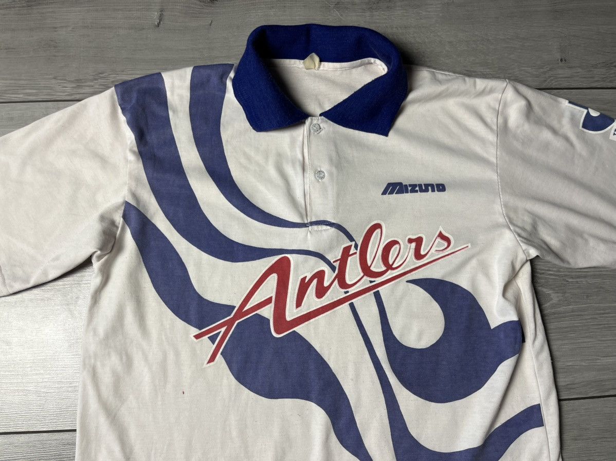 Japanese Brand KASHIMA ANTLERS 1993 1994 AWAY FOOTBALL SHIRT MIZUNO JAPAN Size US M / EU 48-50 / 2 - 3 Thumbnail