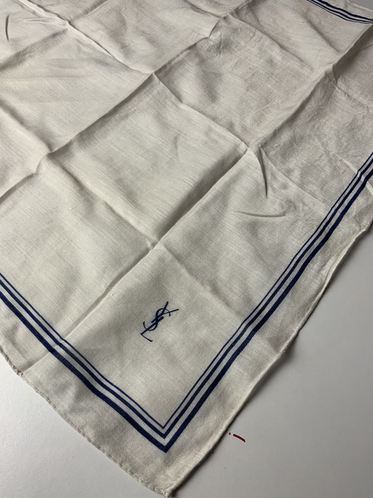 Vintage Vintage YSL Yves Saint Laurent Plain Small Logo Handkerchief Size ONE SIZE - 6 Thumbnail