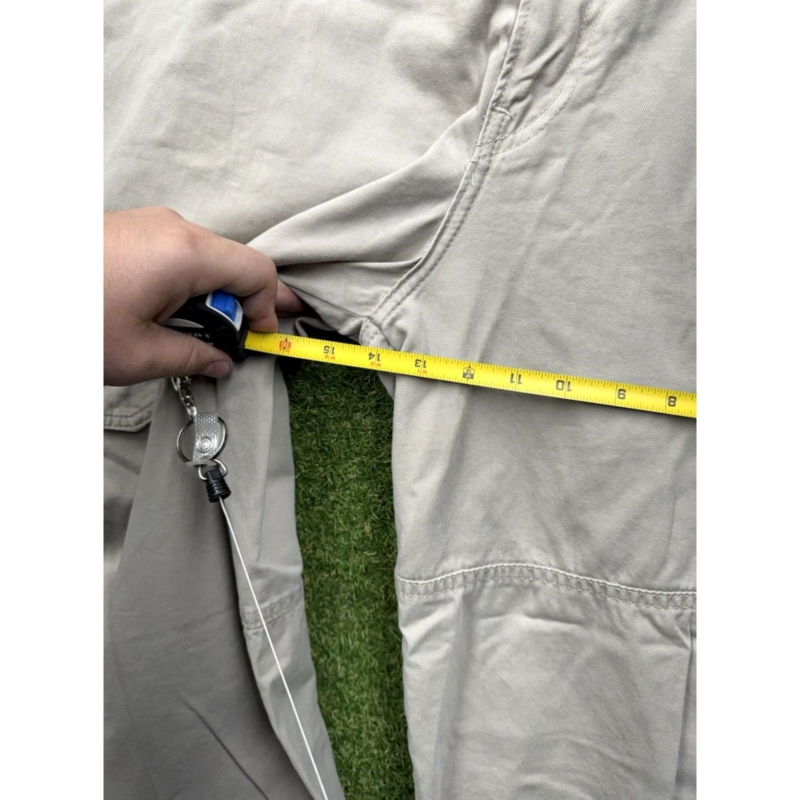JNCO JNC O Jeans Cargo Pants Mens 34x32 Khaki Wide Embroidered Skater 90s Y2K Beige Cargo Pants Mens Regular 34 32 Pocket Embroidered Logo Vintage Jeans Size US 34 / EU 50 - 6 Thumbnail