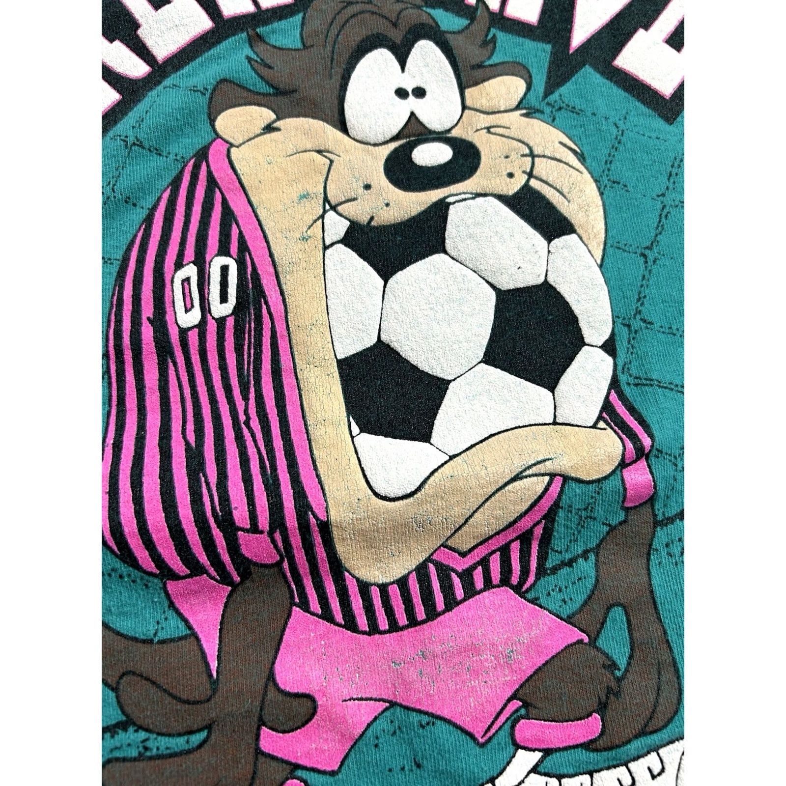 Vintage VINTAGE Taz Soccer Great Save Tee Shirt 1993 Looney Tunes Large 21.25x28.75 Blue/Green Mens Womens Unisex Adults T-Shirt Cartoon 90s Warner Bros Size US L / EU 52-54 / 3 - 4 Thumbnail