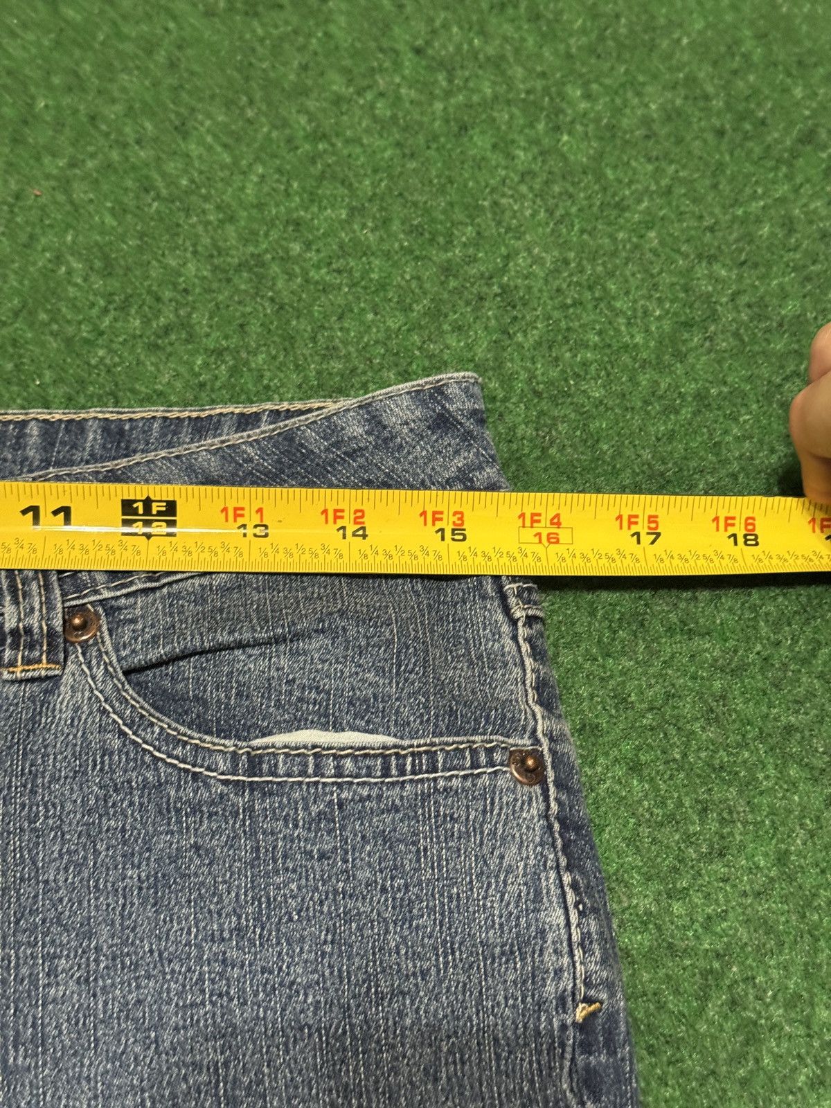 Vintage Y2K Angels Low Rise Flare Womens 13 Stretch 32x32 Jeans Size 32" / US 10 / IT 46 - 5 Thumbnail