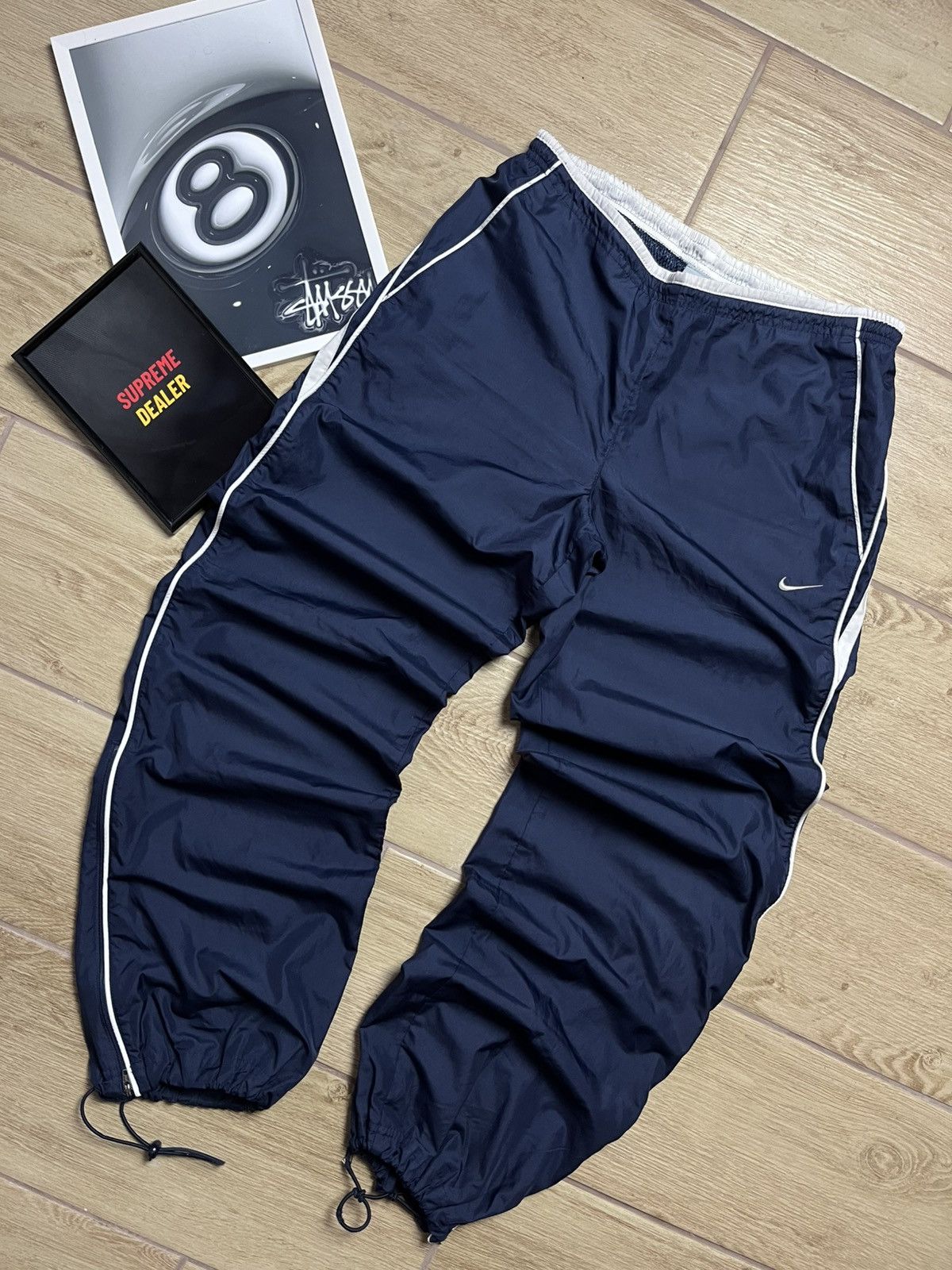 Nike Vintage Nike Nylon Logo Truck Pants Y2K 00’s Size S Size US 30 / EU 46 - 2 Thumbnail