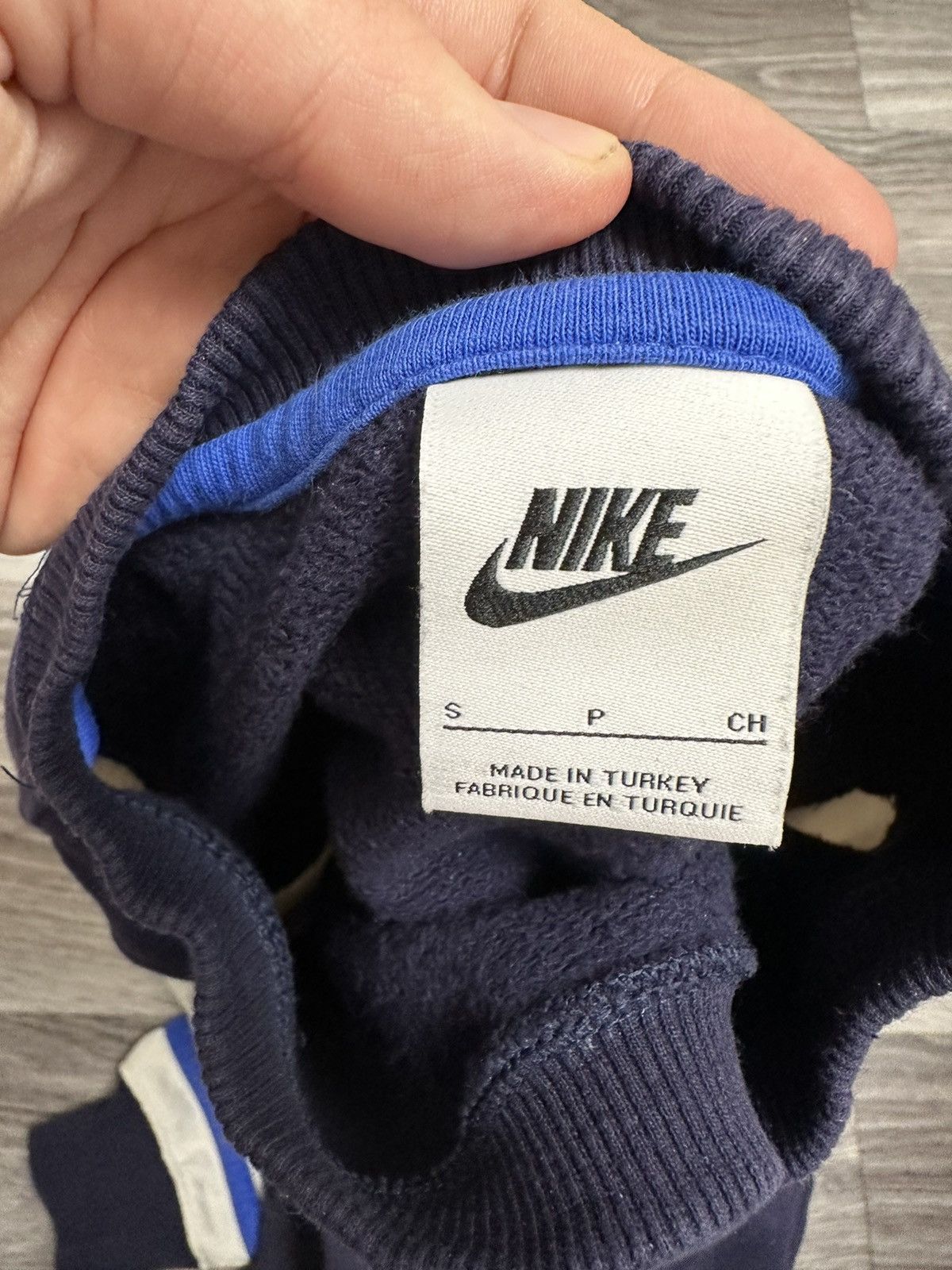Nike NIKE RETRO STYLE SWOOSH LOGO Y2K 90’S CREWNECK COLLEGE CYBER Size US S / EU 44-46 / 1 - 5 Thumbnail