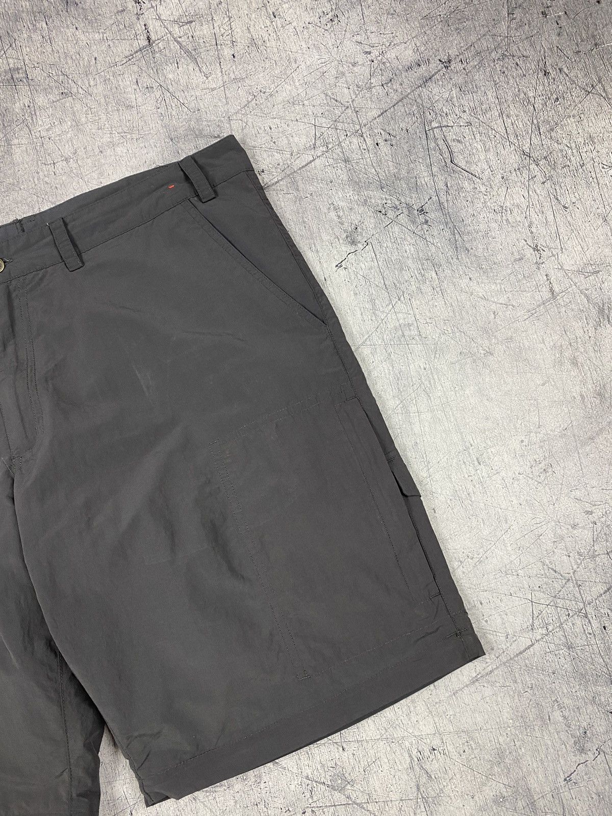 Fjallraven × Vintage Vintage Fjallraven Karl Zip Trekking Cargo Outdoor Shorts Size US 35 - 7 Thumbnail