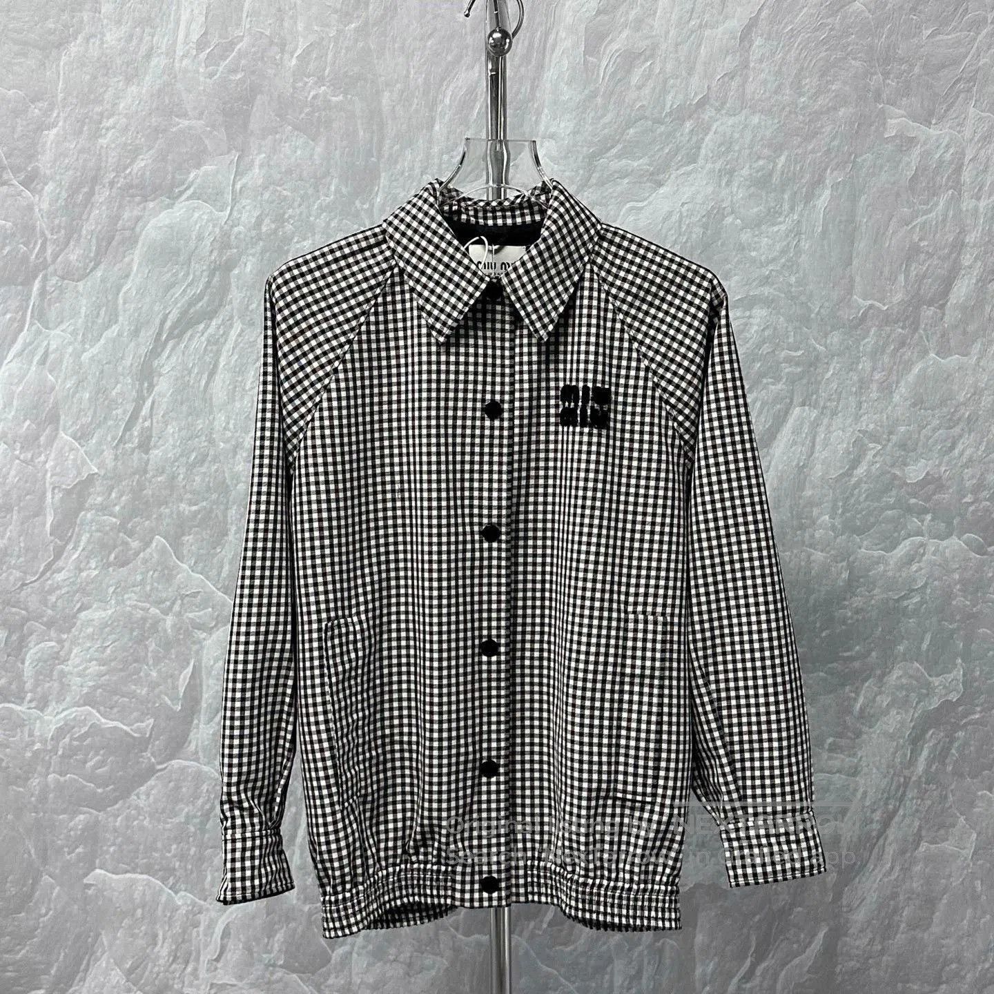 Miu Miu Miu Miu Embroidered Logo Plaid Wool Coat. Size S / US 4 / IT 40 - 1 Thumbnail