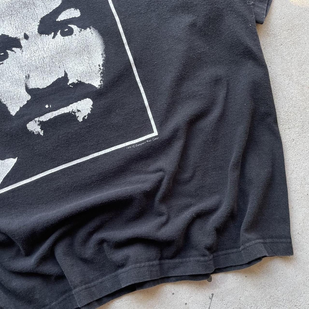 Vintage Vintage 90s Charles Manson Charlie Don’t Surf Tee Size US XL / EU 56 / 4 - 2 Thumbnail