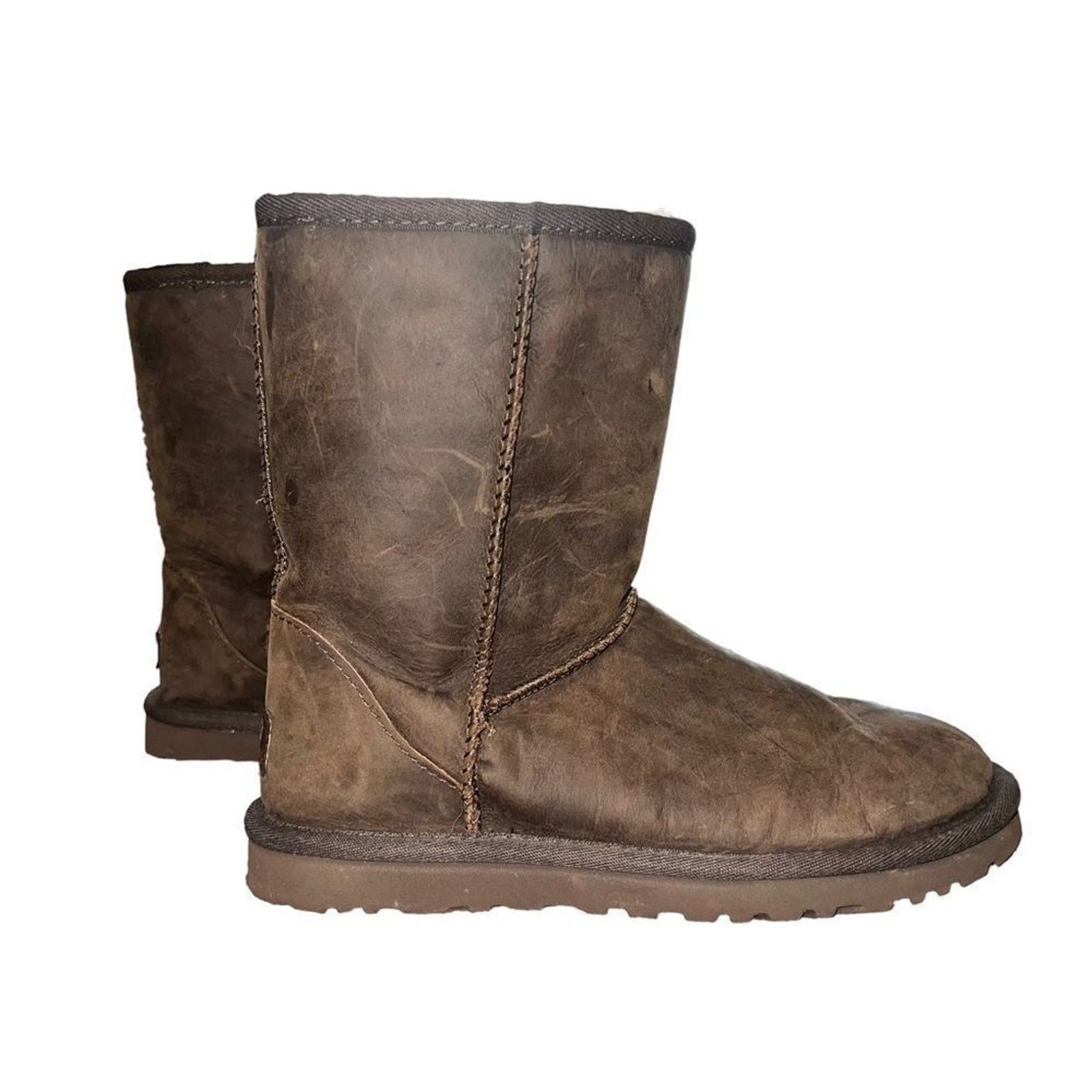 Ugg UGG Classic Short II Boots Womens Size 5 Chocolate Brown Size US 5 / IT 35 - 7 Thumbnail