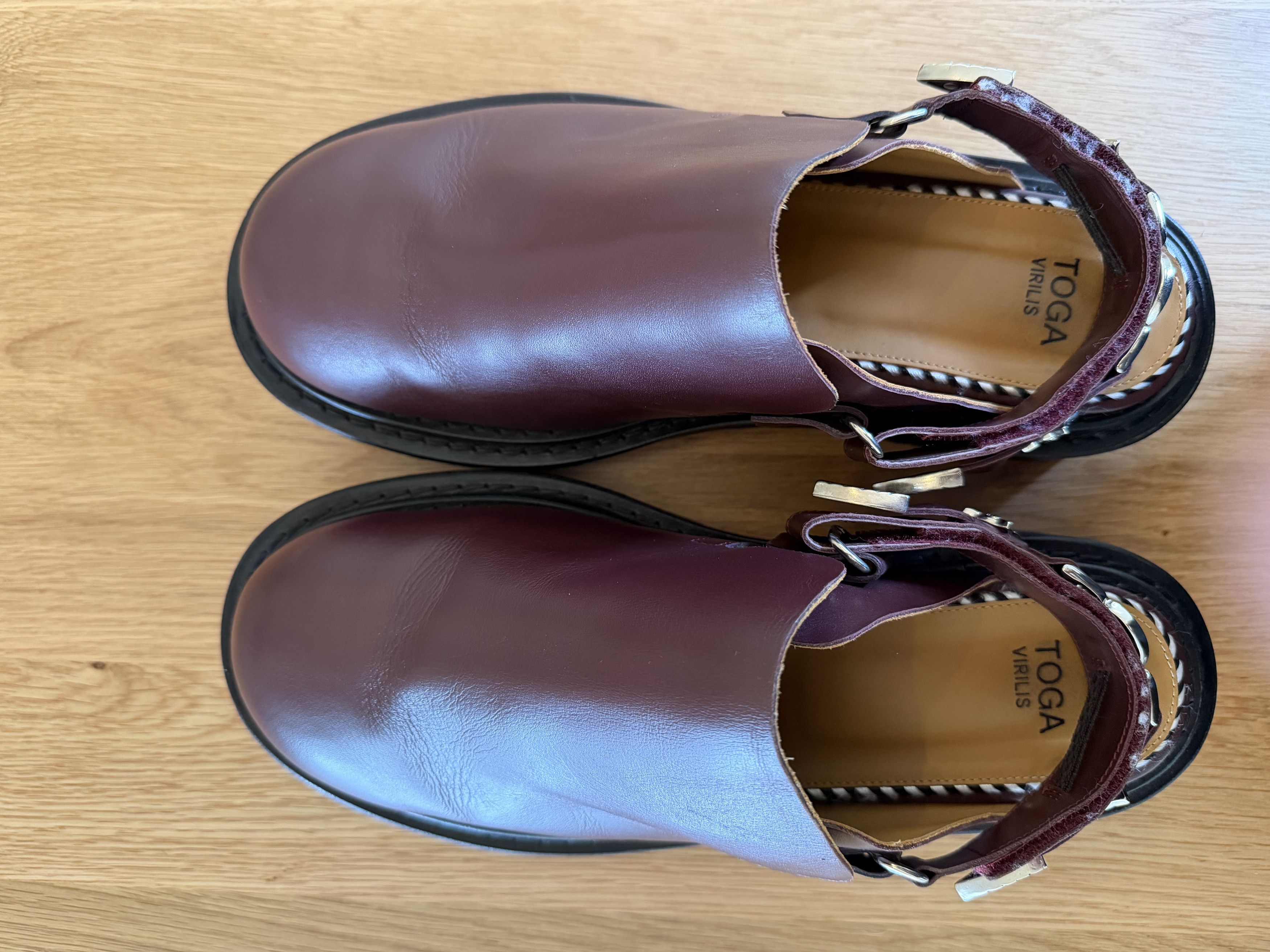 TOGA VIRILIS SSENSE Exclusive Burgundy Loafers Size US 10 / EU 43 - 3 Thumbnail