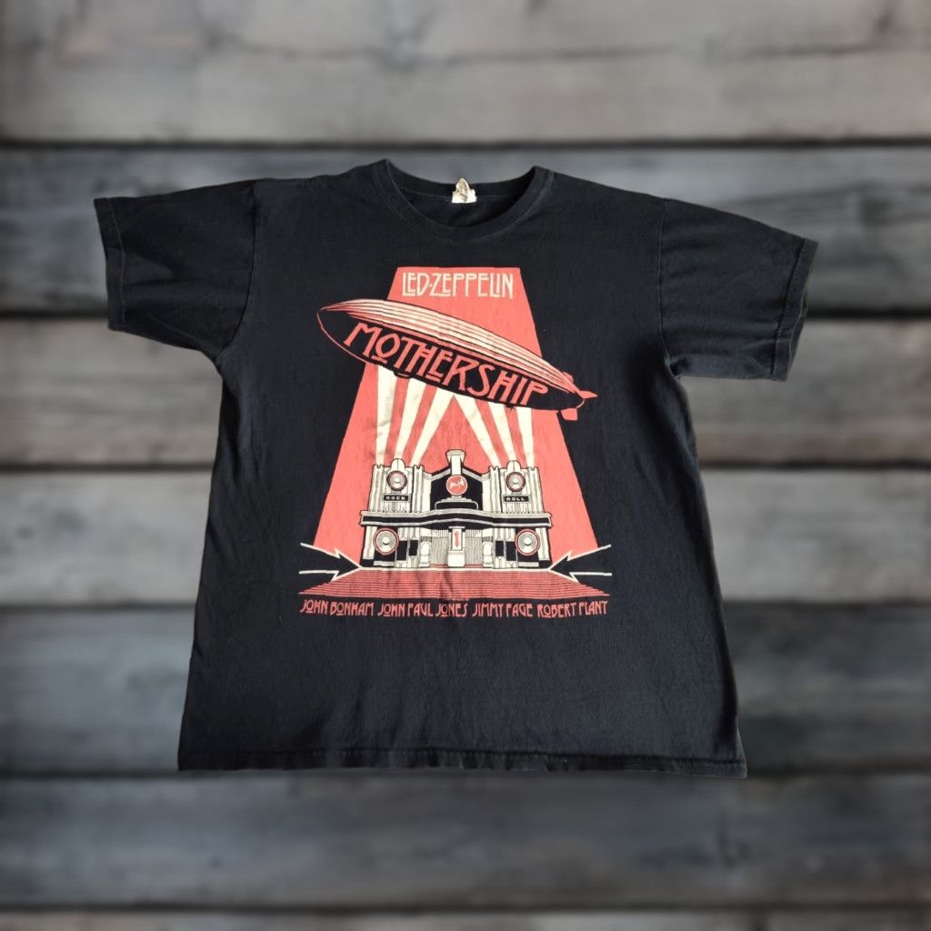 Anvil VINTAGE Anvil Mythgem Led Zeppelin Mothership T Shirt SHIRT Adult Large Black Graphic Tee 2011 Mens Size US L / EU 52-54 / 3 - 1 Thumbnail