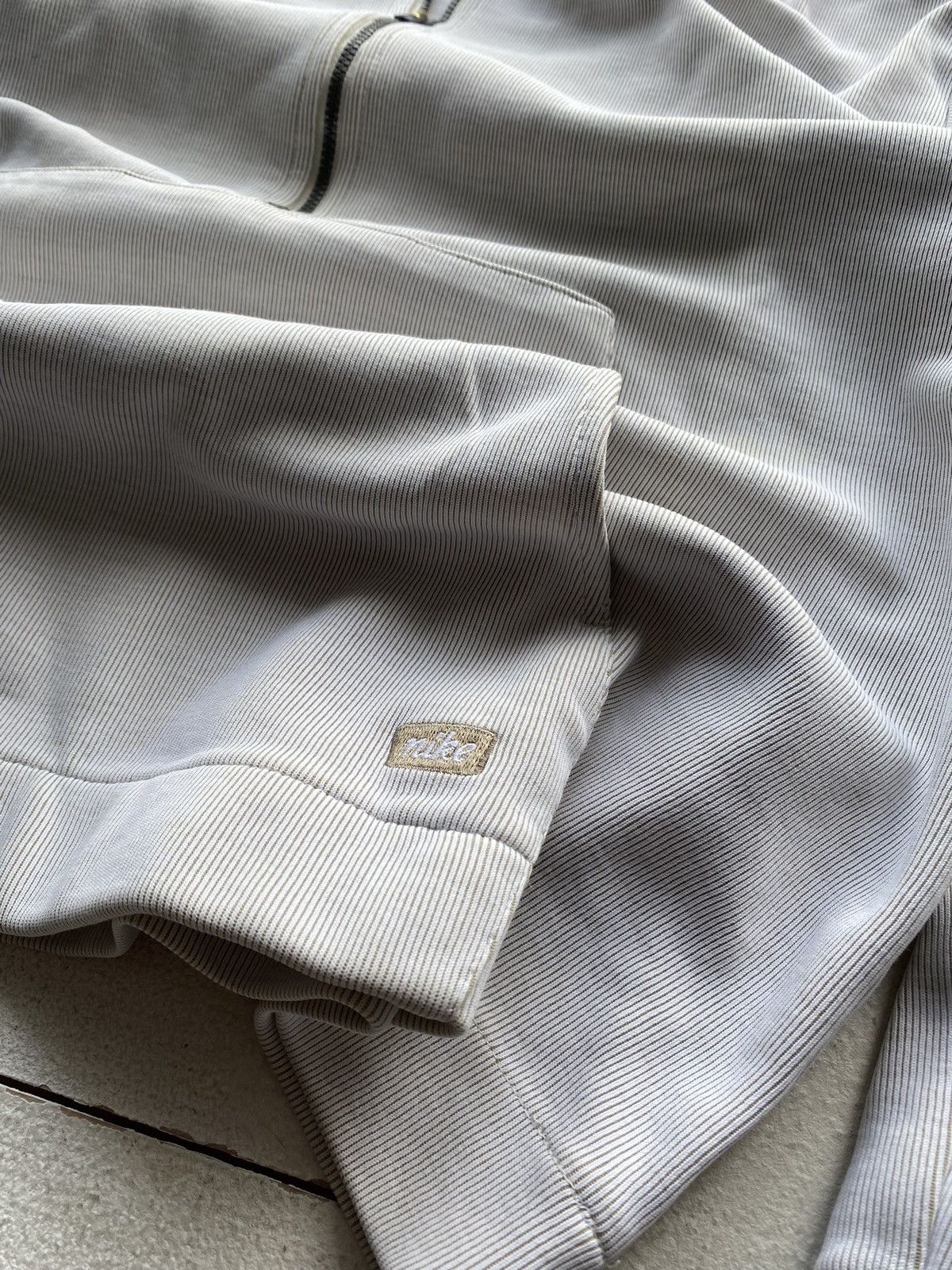 Nike × Vintage 🔥Nike Vntg 1/2 Zip Up Hoodie Rare y2k Size L / US 10 / IT 46 - 2 Thumbnail
