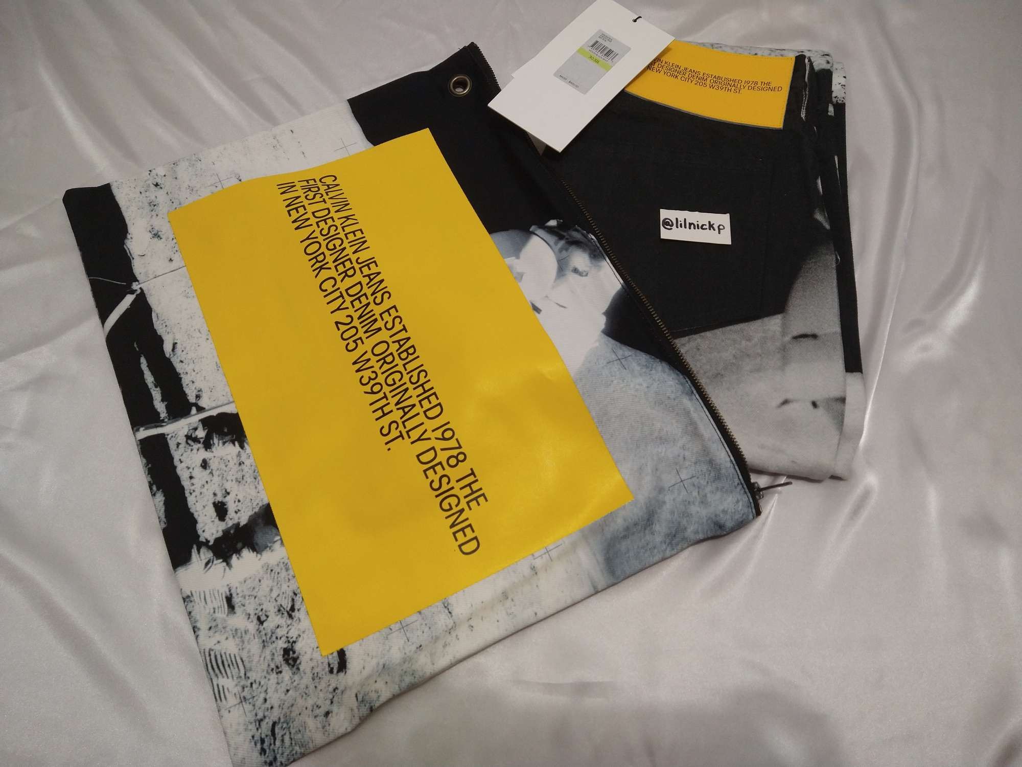 Calvin Klein 205W39NYC EST. 1978 Straight Leg Moon Landings Jeans Size US 30 / EU 46 - 10 Thumbnail